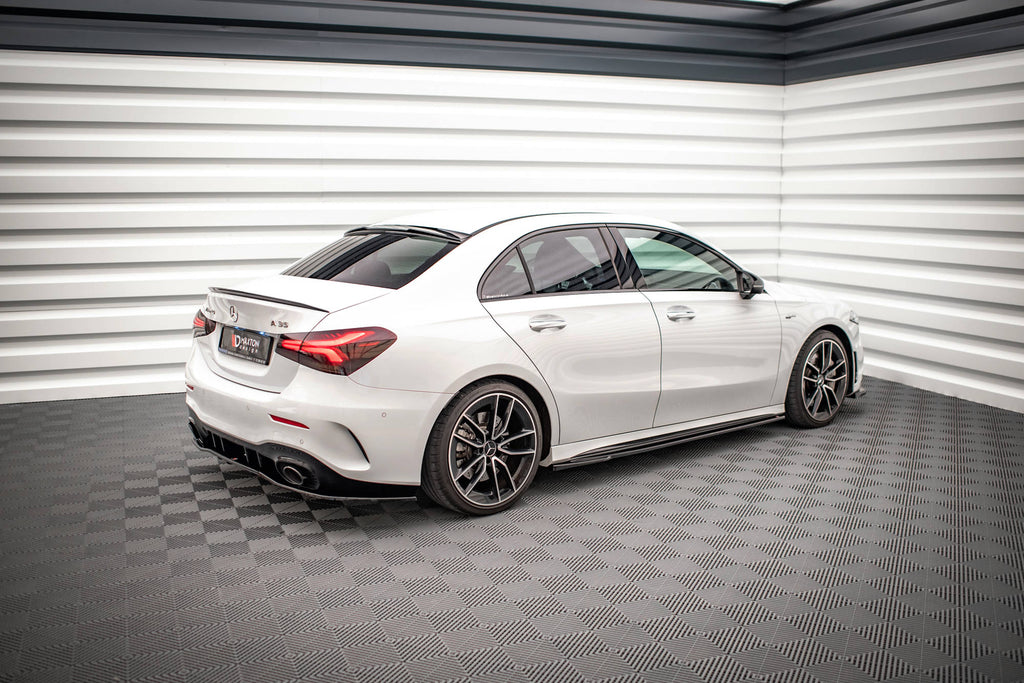 Maxton Design Street+ Seitenschweller Leisten V.2 passend für Mercedes A35 AMG / AMG-Line W177 schwarz Hochglanz