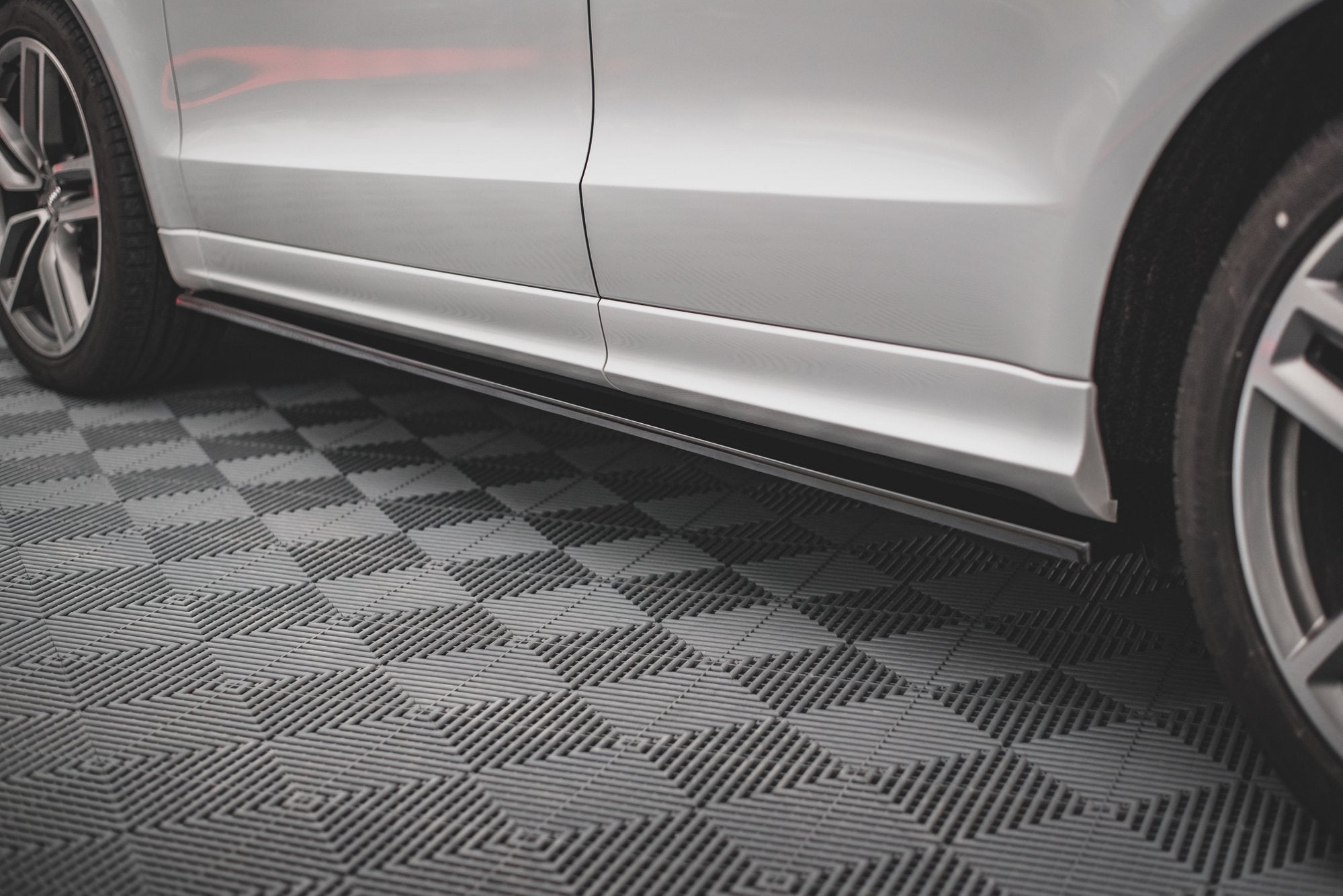 Maxton Design Street+ Seitenschweller Leisten passend für Audi SQ5 / Q5 S-Line Mk1 (8R) schwarz Hochglanz