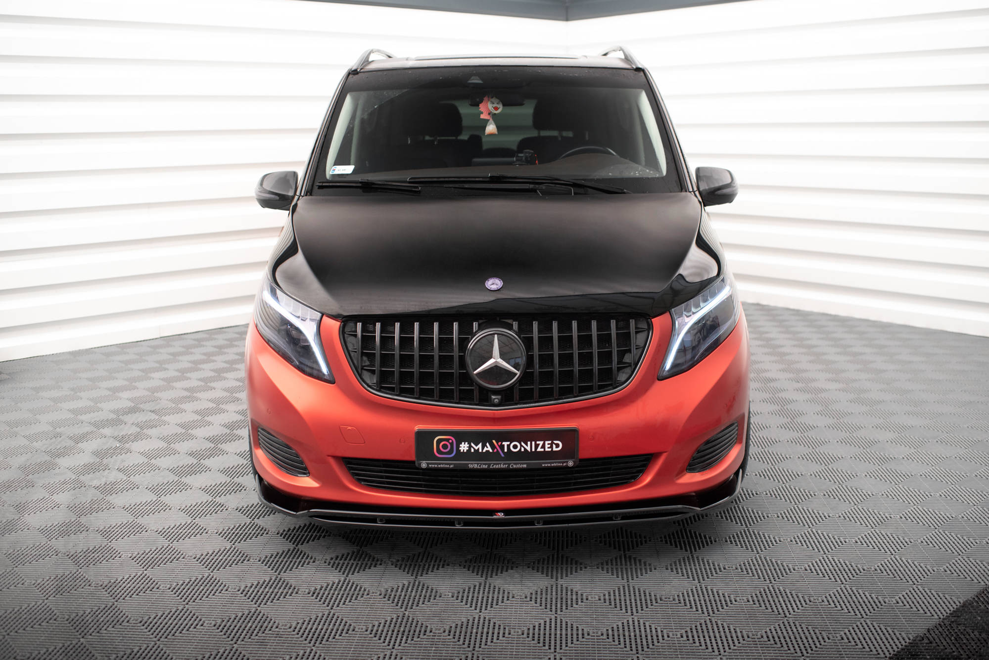 Maxton Design Street+ Spoilerlippe Front Ansatz V.4 passend für Mercedes-Benz V-Klasse W447 schwarz Hochglanz