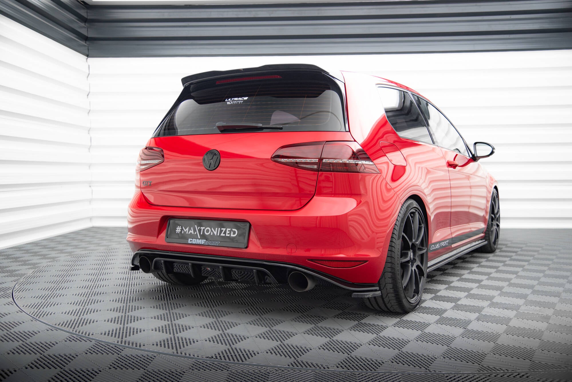 Maxton Design Diffusor Heck Ansatz passend für VW GOLF Mk7 GTI CLUBSPORT schwarz Hochglanz