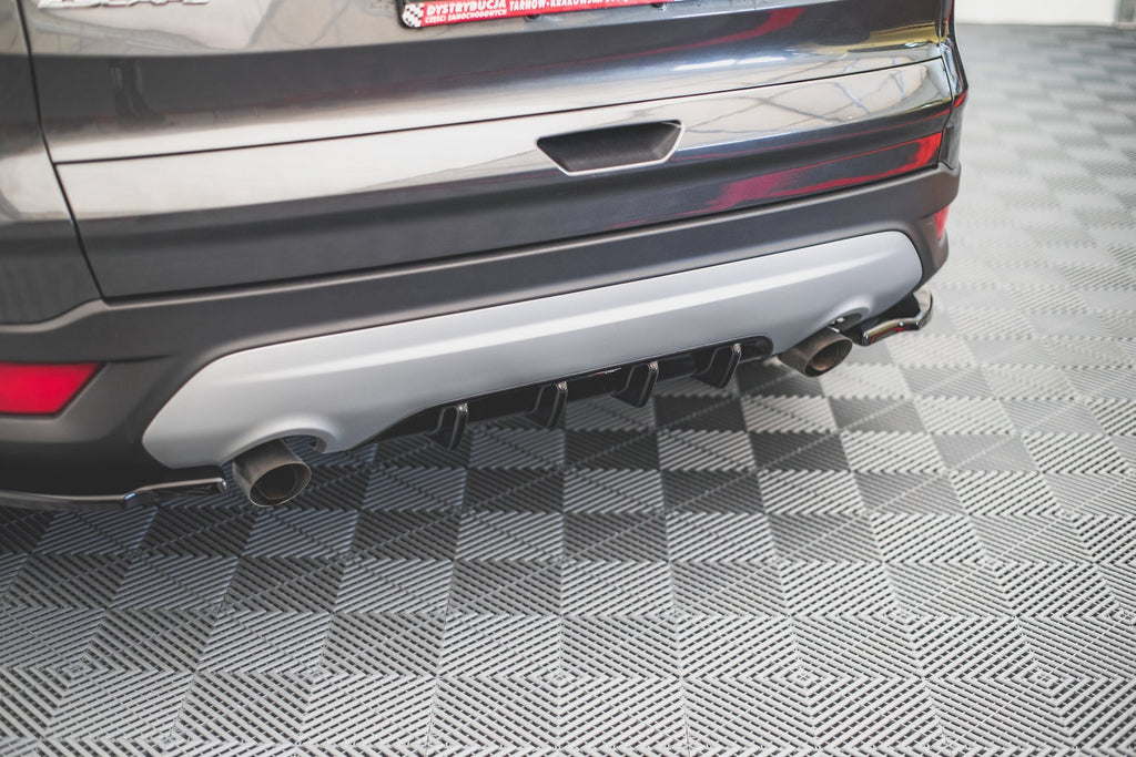 Maxton Design Diffusor Heck Ansatz passend für Ford Escape Mk3 schwarz Hochglanz