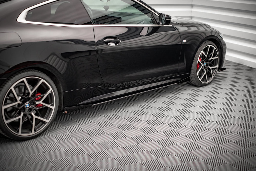 Maxton Design Street Pro Street+ Seitenschweller Leisten + Flaps passend für BMW 4er M-Paket / M440i G22 / G23 / G22 Facelift / G23 Facelift schwarz Hochglanz