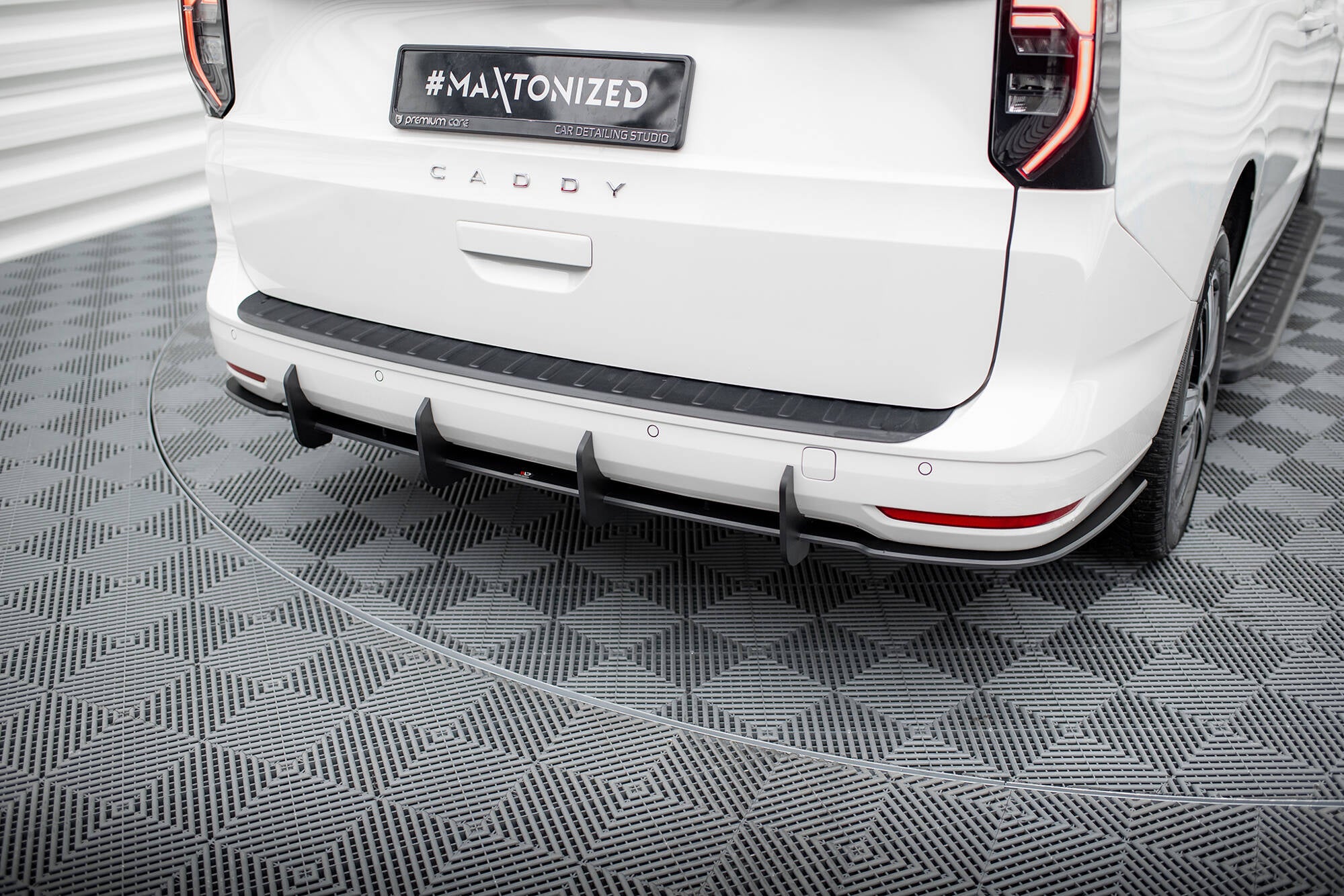 Maxton Design Street Pro Heckschürze passend für VW Caddy Maxi Mk5