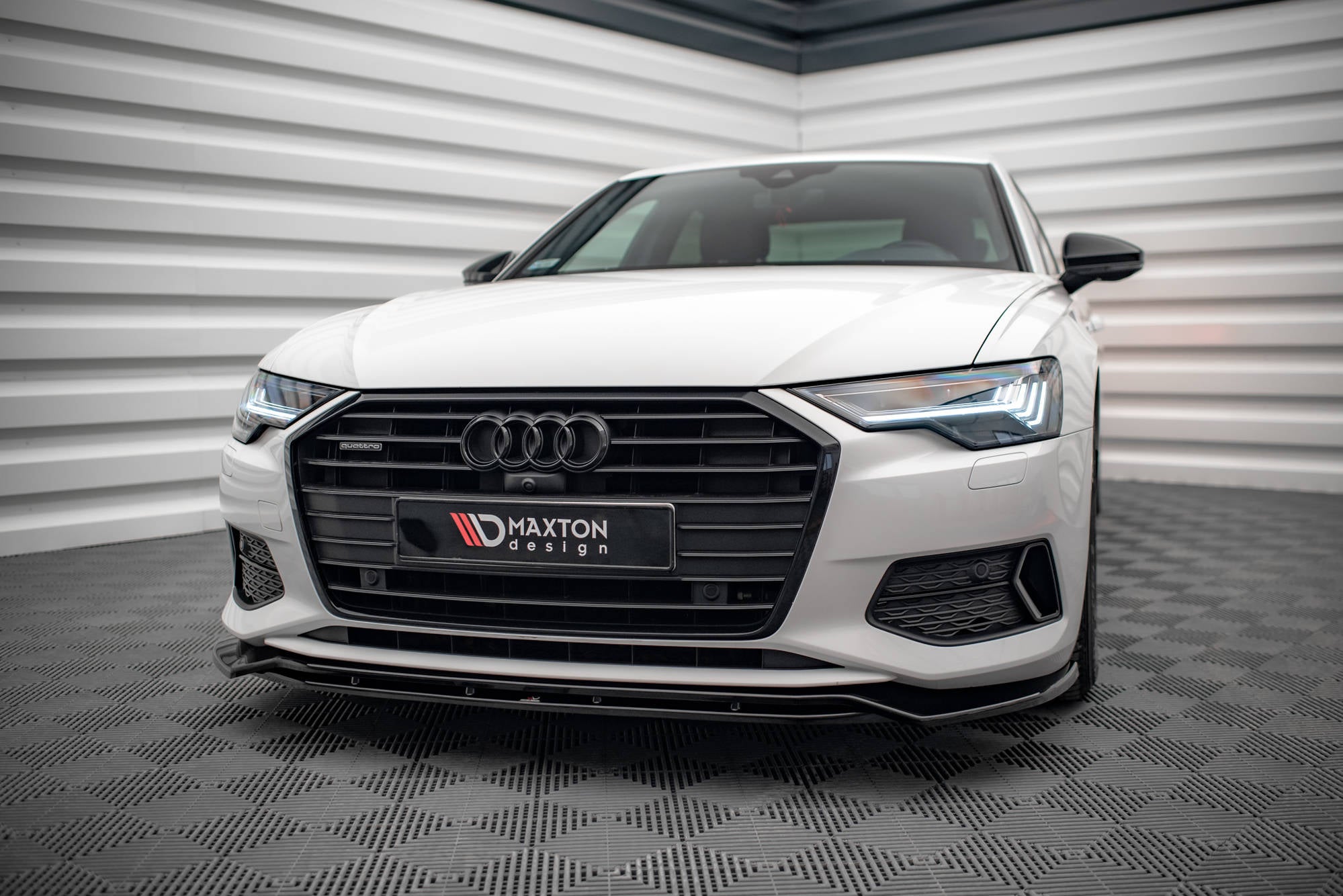 Maxton Design Street+ Spoilerlippe Front Ansatz V.3 passend für Audi A6 C8 schwarz Hochglanz