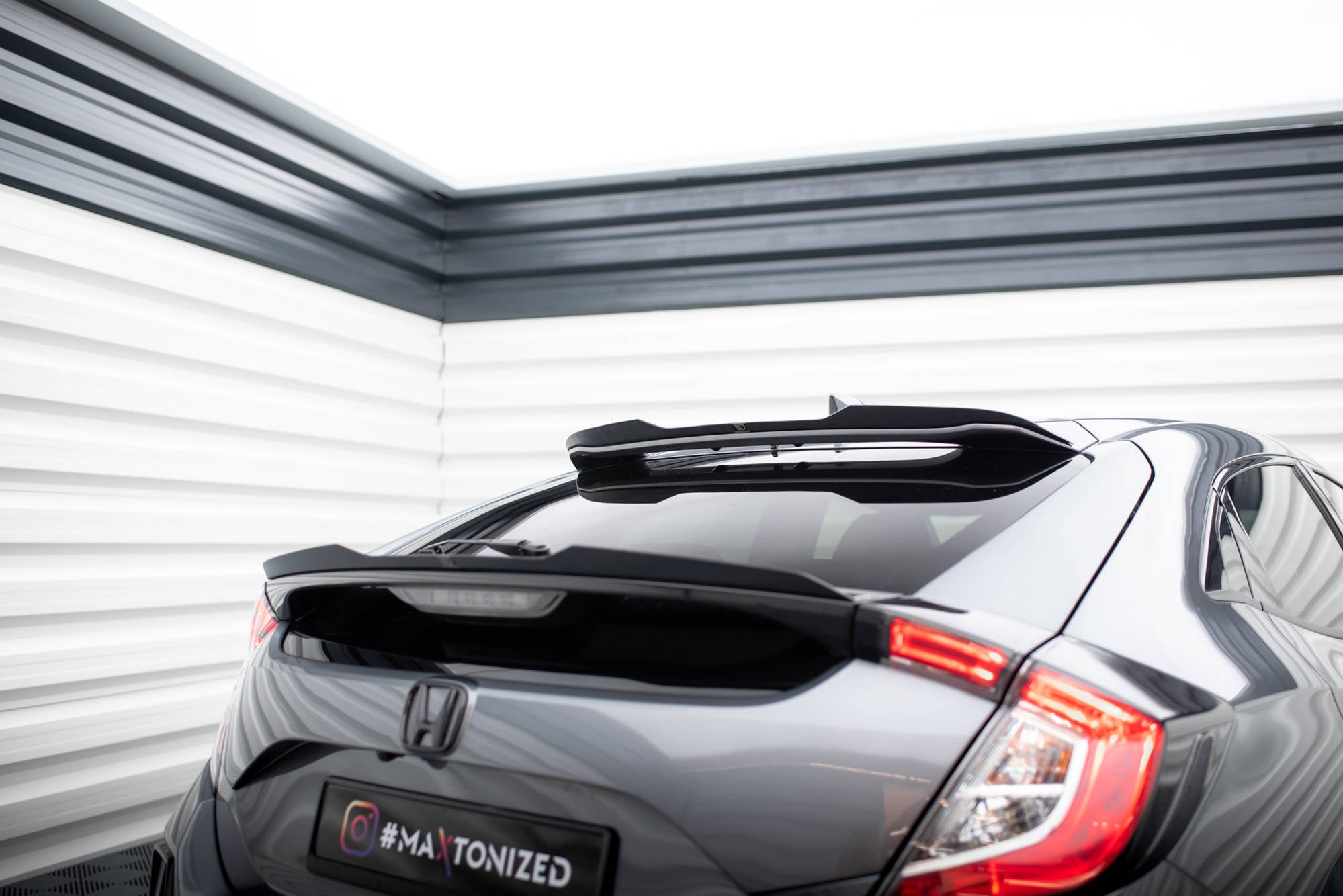 Maxton Design Höher Spoiler CAP passend für Honda Civic Sport Mk 10 schwarz Hochglanz
