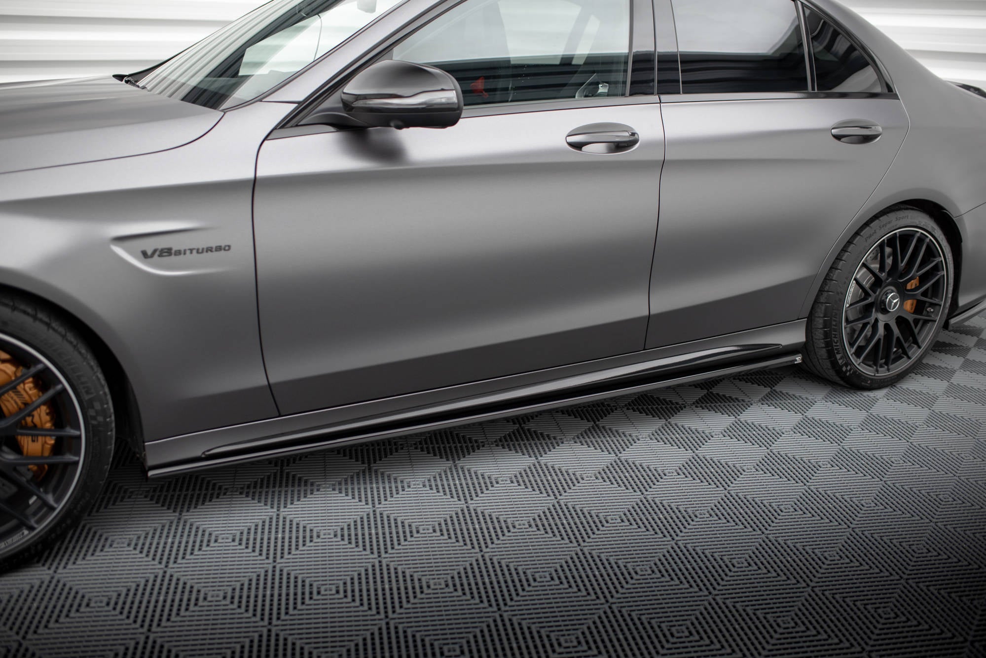 Maxton Design Street+ Seitenschweller Leisten passend für Mercedes-AMG C63 Limousine / Kombi W205 Facelift schwarz Hochglanz