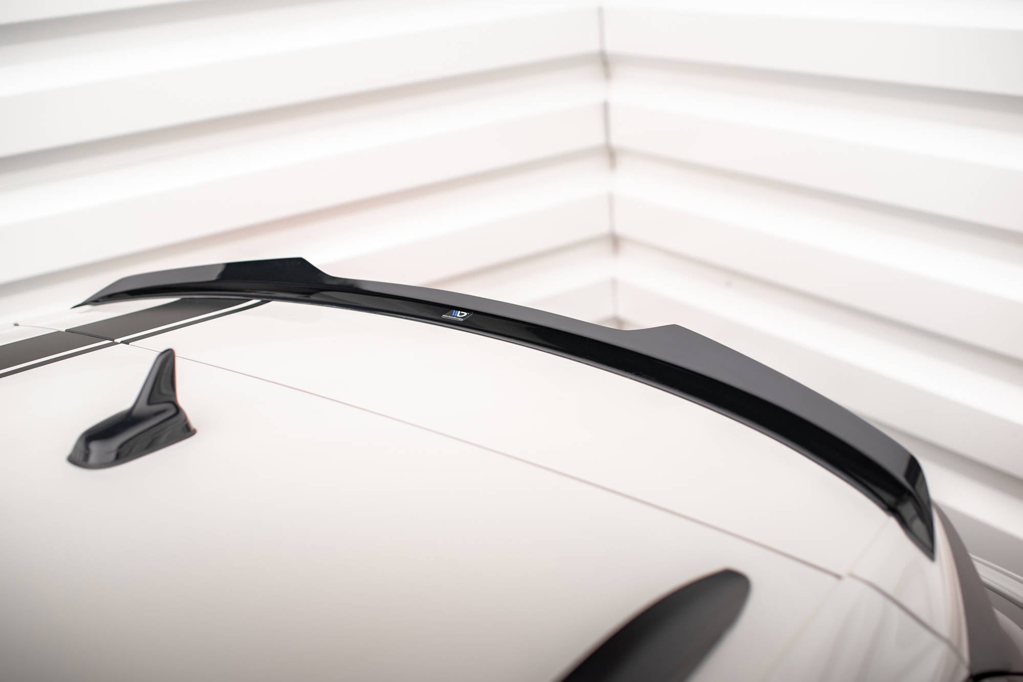 Maxton Design Spoiler CAP passend für VW T-Roc R / R-Line Mk1 schwarz Hochglanz
