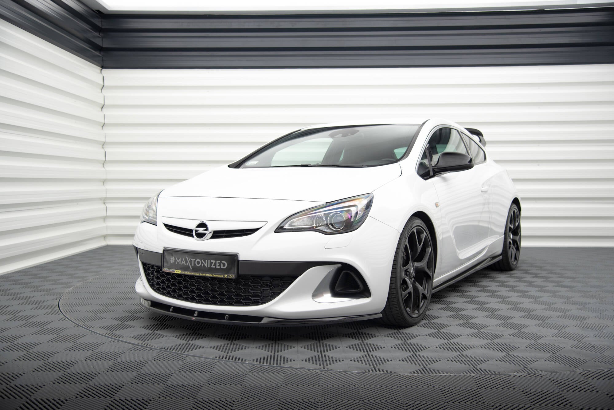 Maxton Design Street+ Spoilerlippe Front Ansatz passend für Opel Astra J OPC/VXR Nurburg schwarz Hochglanz