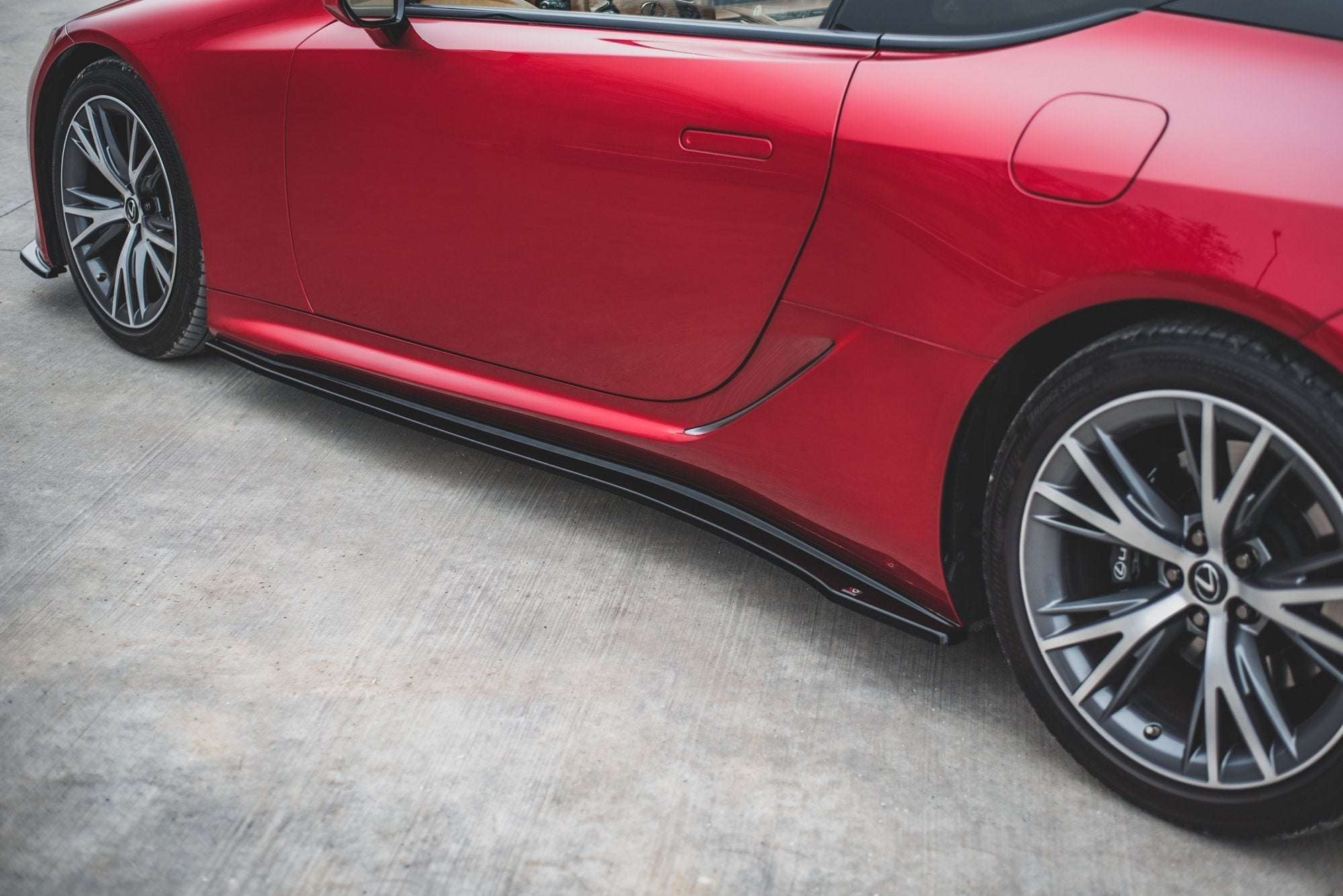 Maxton Design Seitenschweller Ansatz für Lexus LC 500 Carbon Look