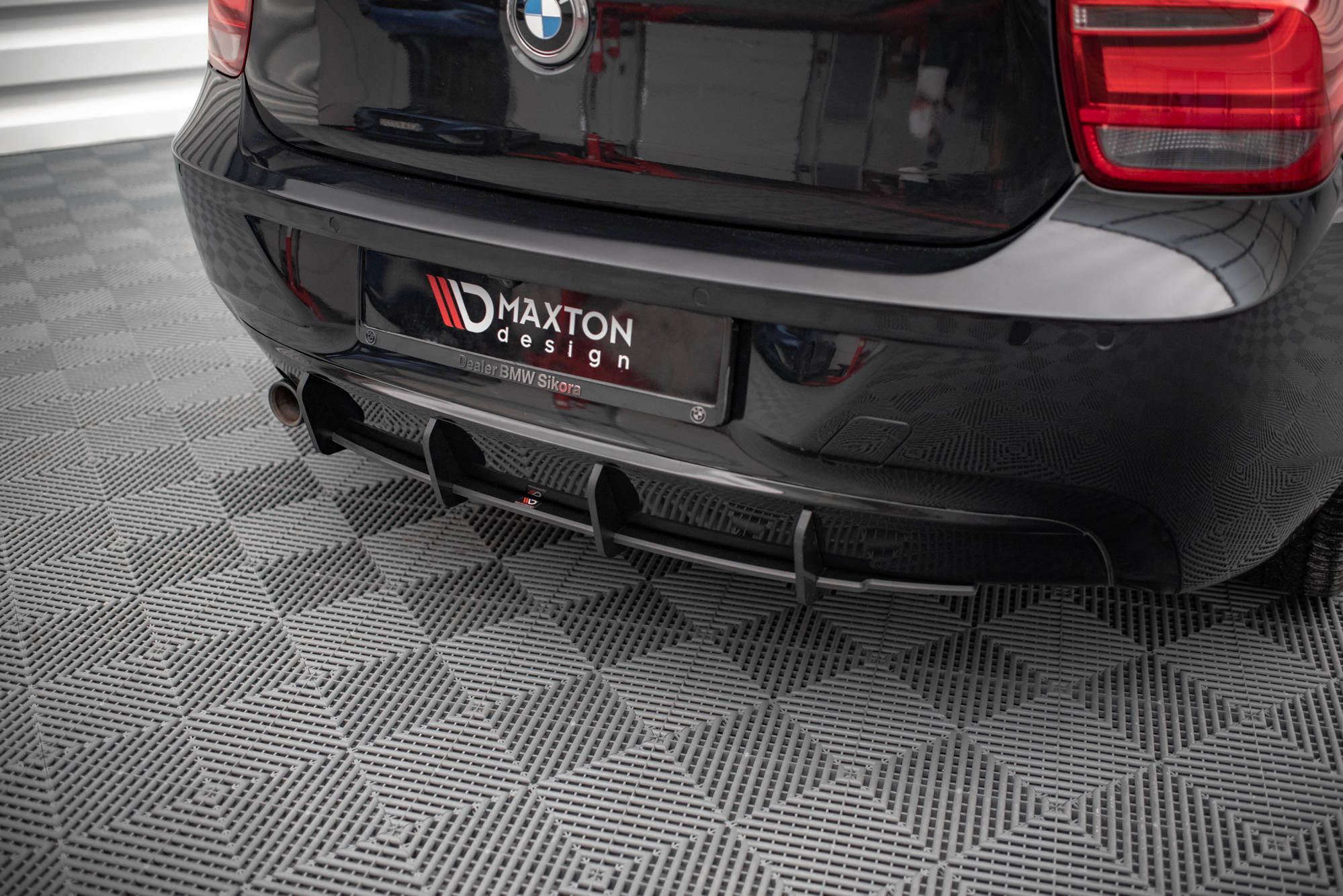 Maxton Design Street Pro Heckschürze passend für BMW 1er F20
