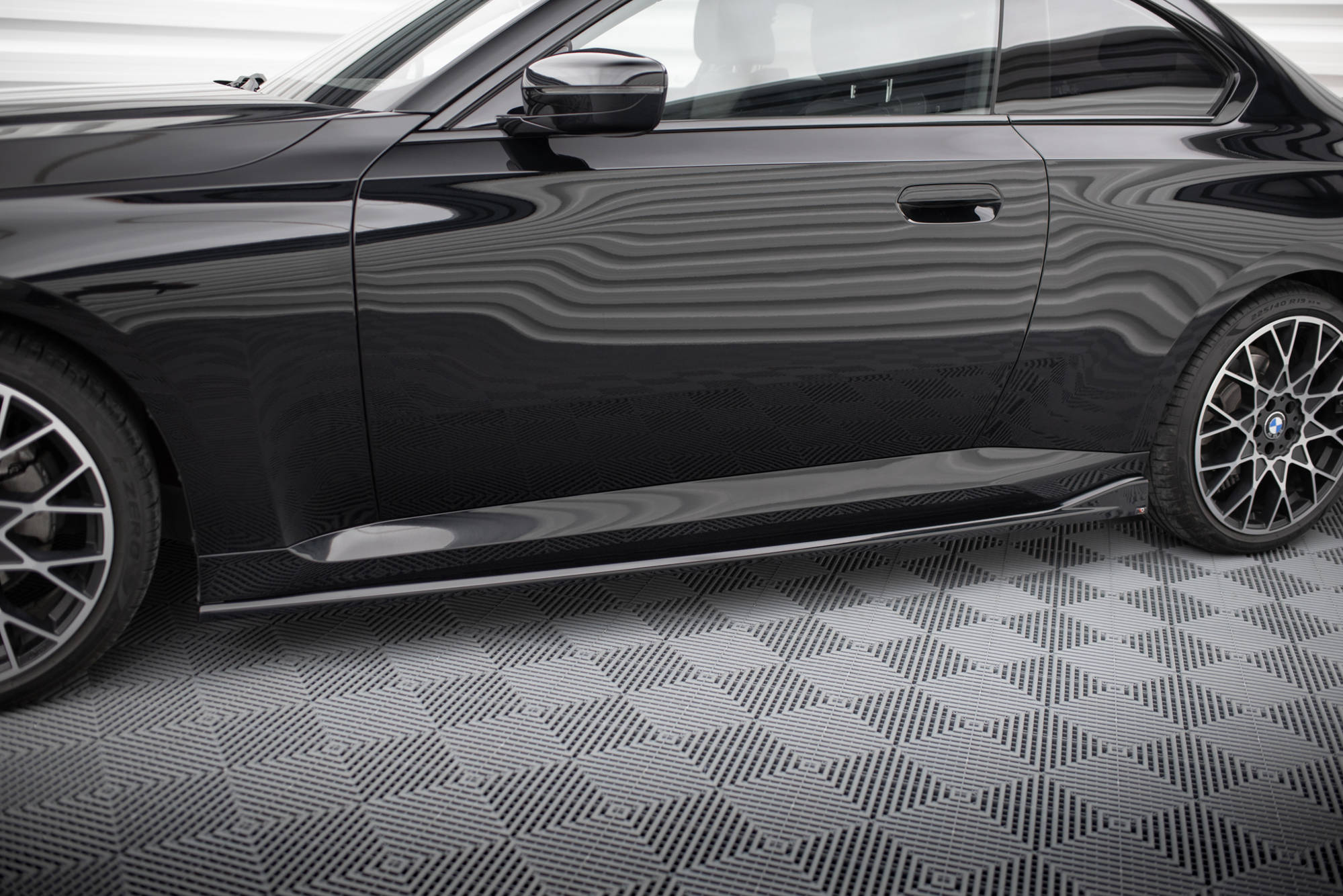 Maxton Design Street+ Seitenschweller Leisten V.2 passend für BMW 2 Coupe G42 schwarz Hochglanz