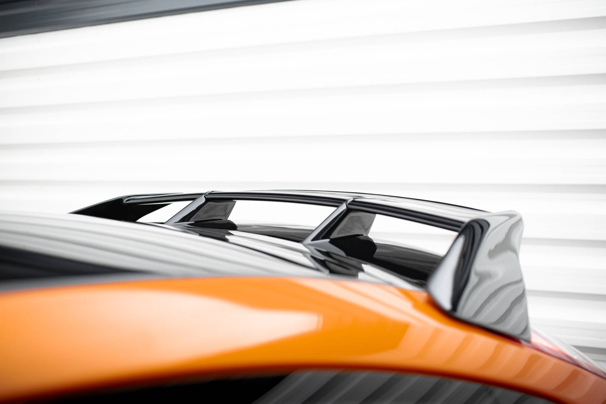 Maxton Design Dachspoiler Ford Focus Mk2 / Mk2 FL < RS Look > für Ford Focus Standard