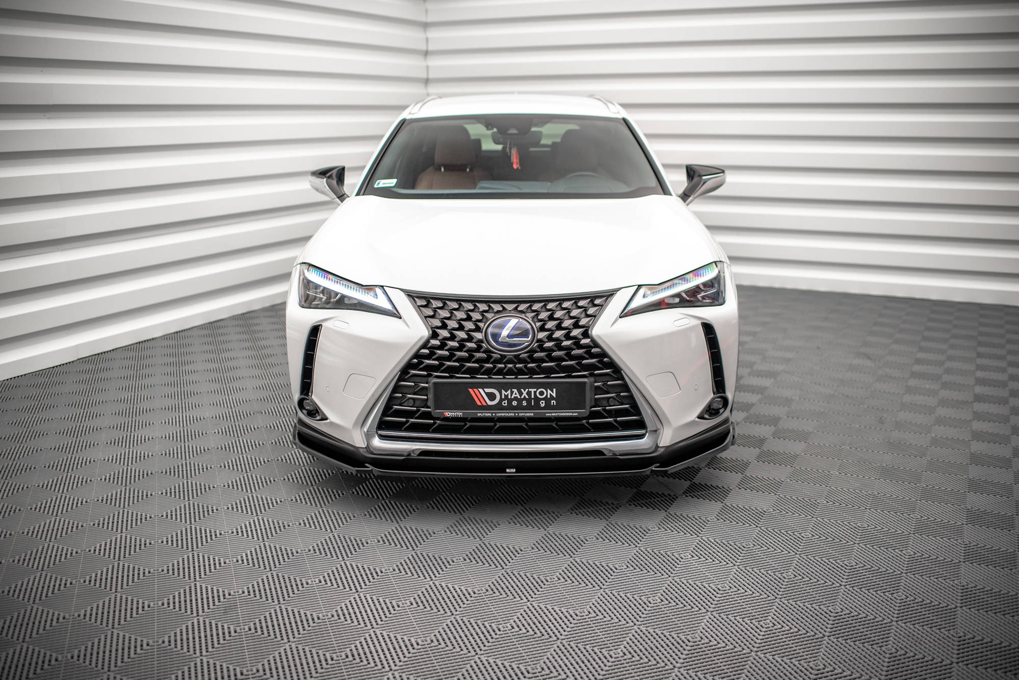 Maxton Design Street+ Spoilerlippe Front Ansatz passend für Lexus UX F-Sport Mk1 schwarz Hochglanz