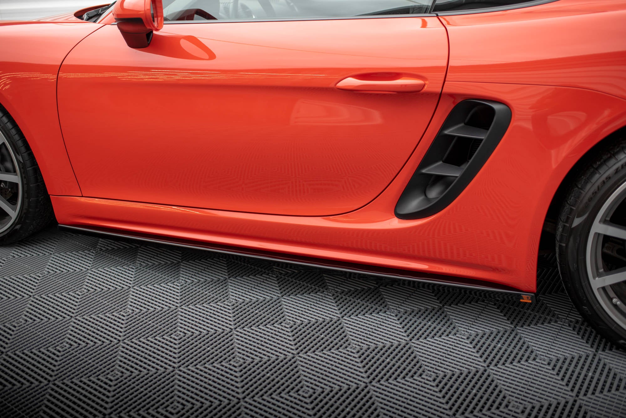 Maxton Design Street+ Seitenschweller Leisten passend für Porsche 718 Cayman 982c schwarz Hochglanz