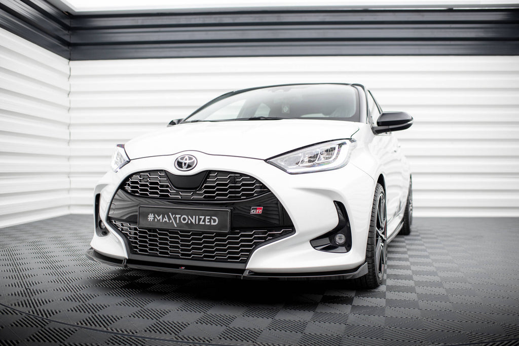 Maxton Design Street+ Spoilerlippe Front Ansatz V.3 passend für Toyota Yaris Mk4 schwarz Hochglanz