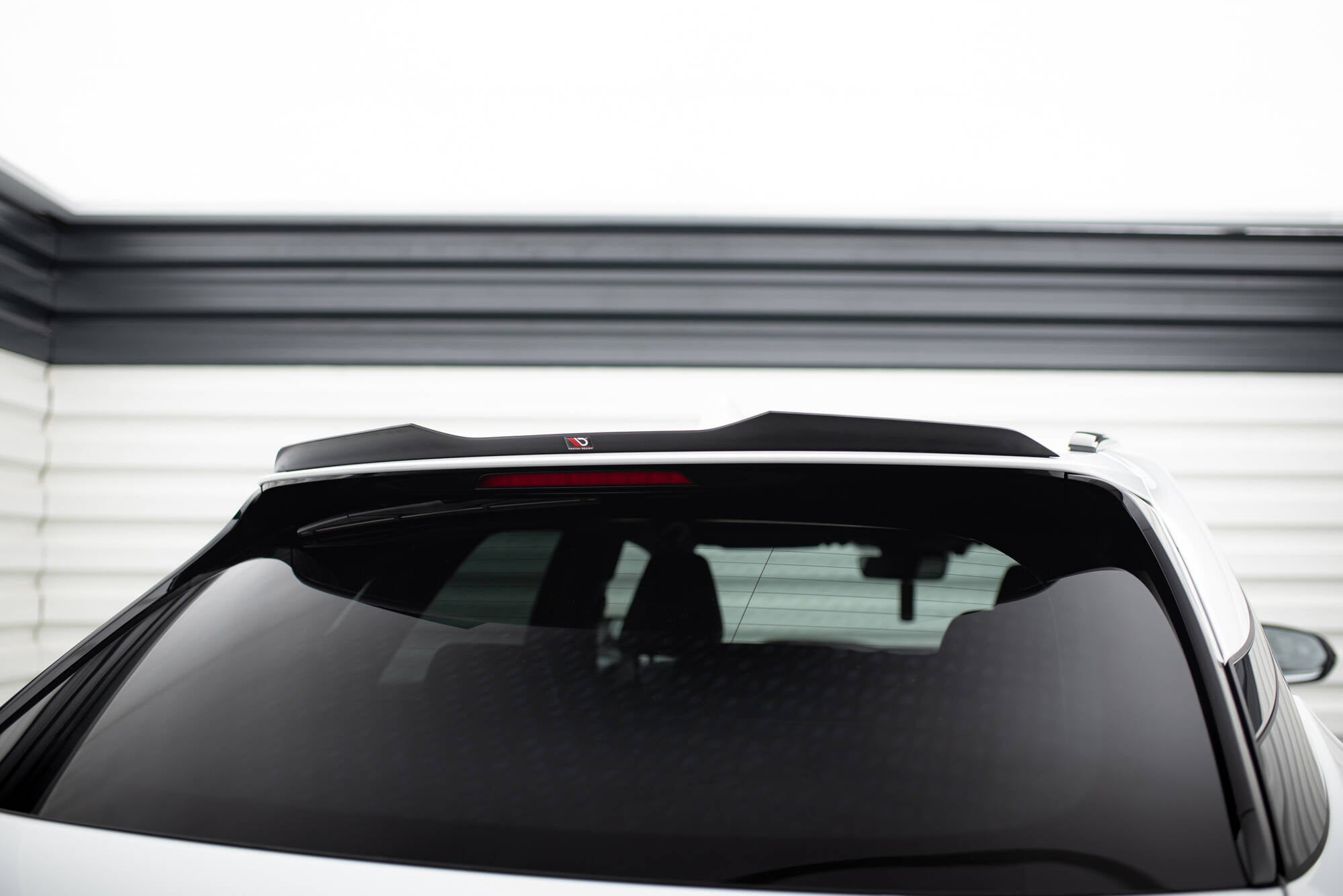 Maxton Design Spoiler CAP passend für Lexus RX F-Sport Mk5 schwarz Hochglanz