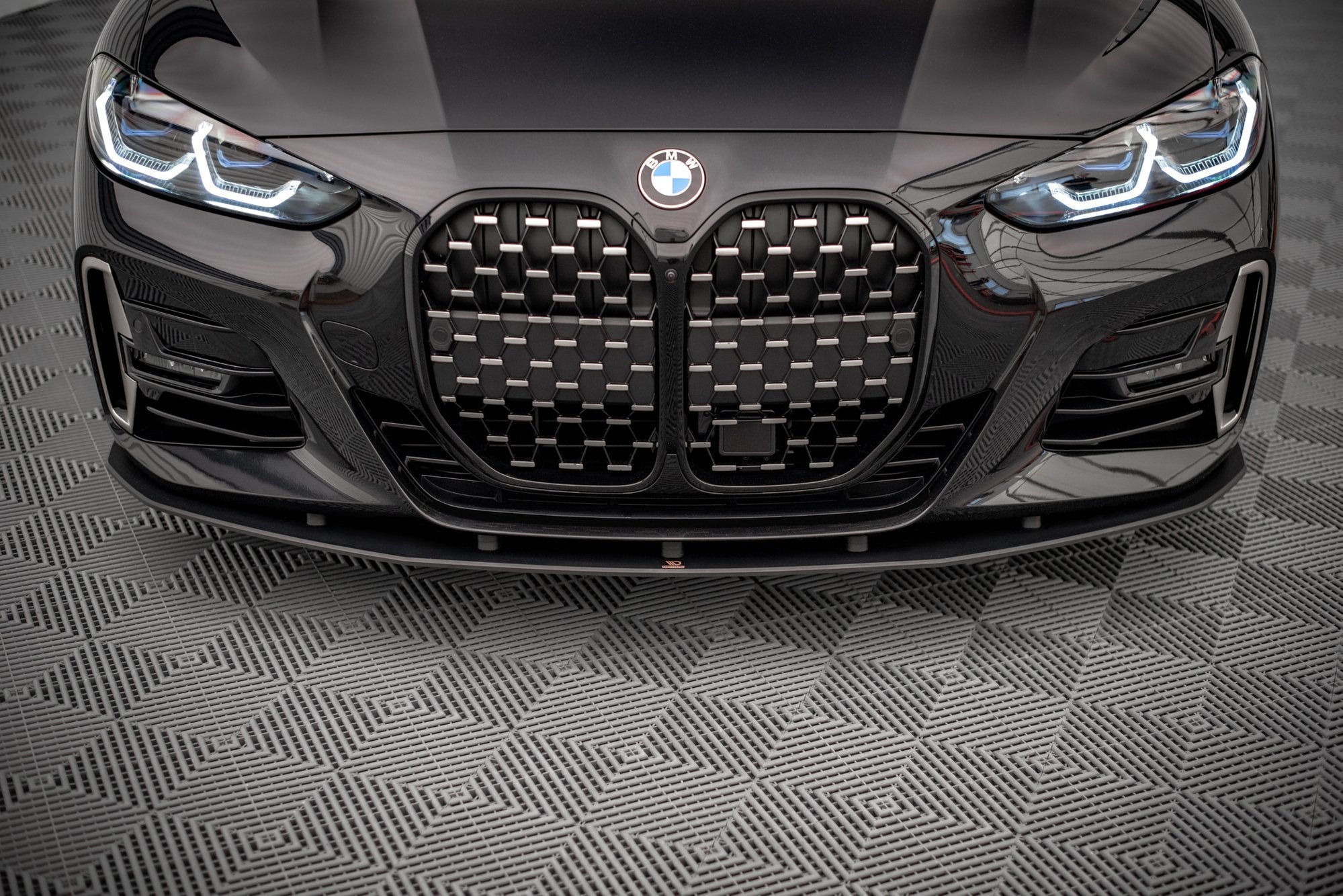 Maxton Design Street Pro Street+ Spoilerlippe Front Ansatz passend für BMW 4er M-Paket / M440i G22 / G23 / G22 Facelift / G23 Facelift