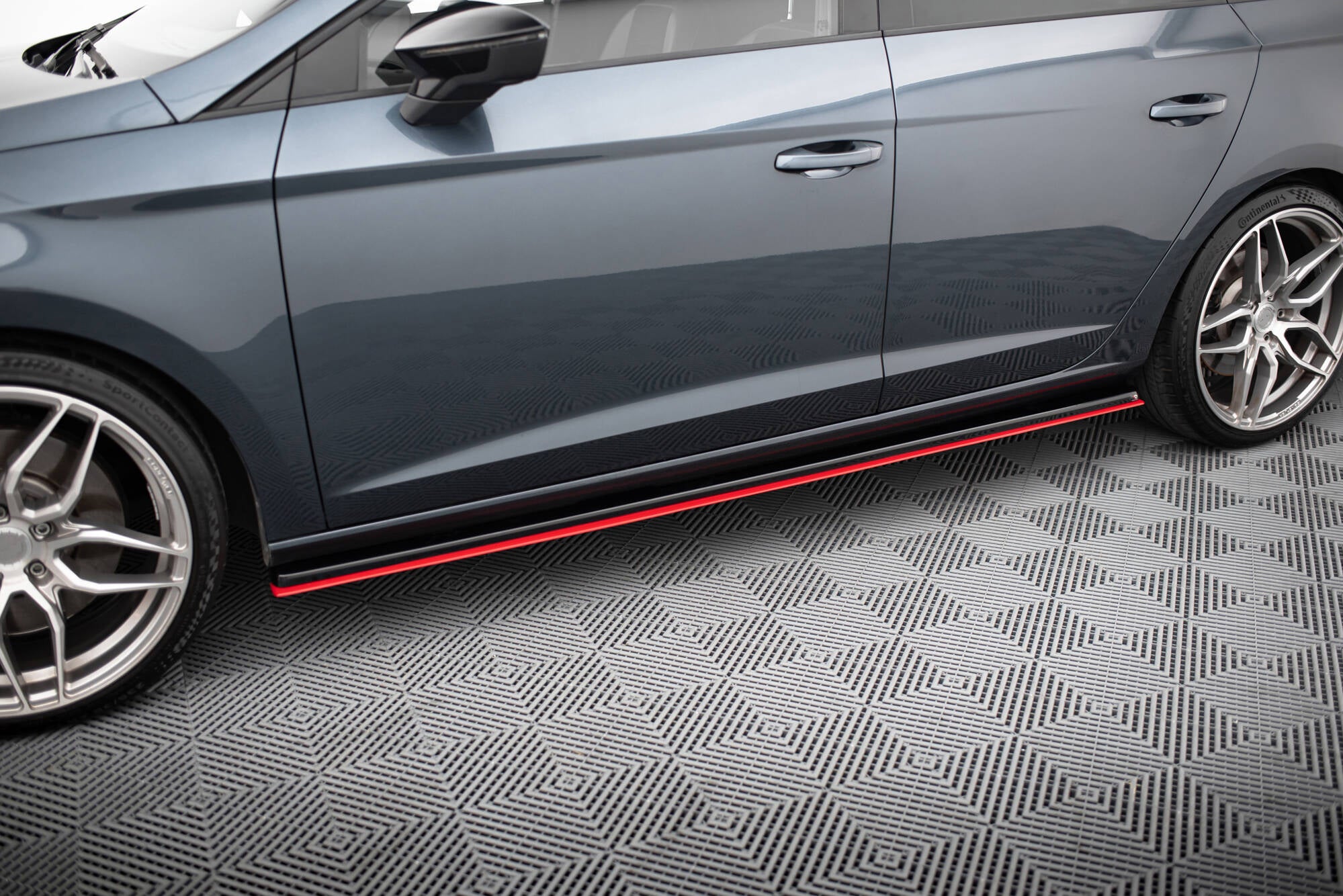 Maxton Design Street+ Seitenschweller Leisten passend für V.3 passend für Seat Leon Mk3 Cupra/ FR Facelift