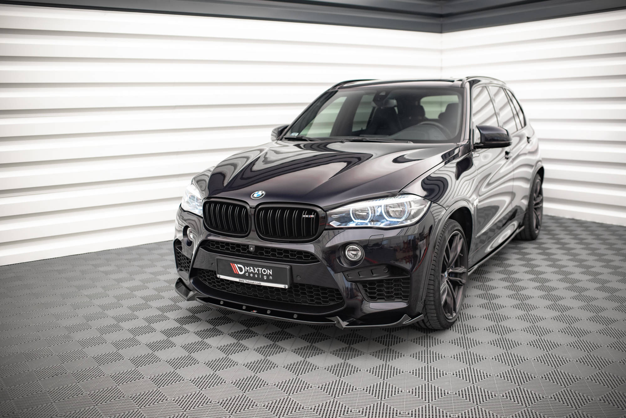 Maxton Design Street+ Spoilerlippe Front Ansatz V.1 passend für BMW X5 M F85 / X6 M F86 schwarz Hochglanz
