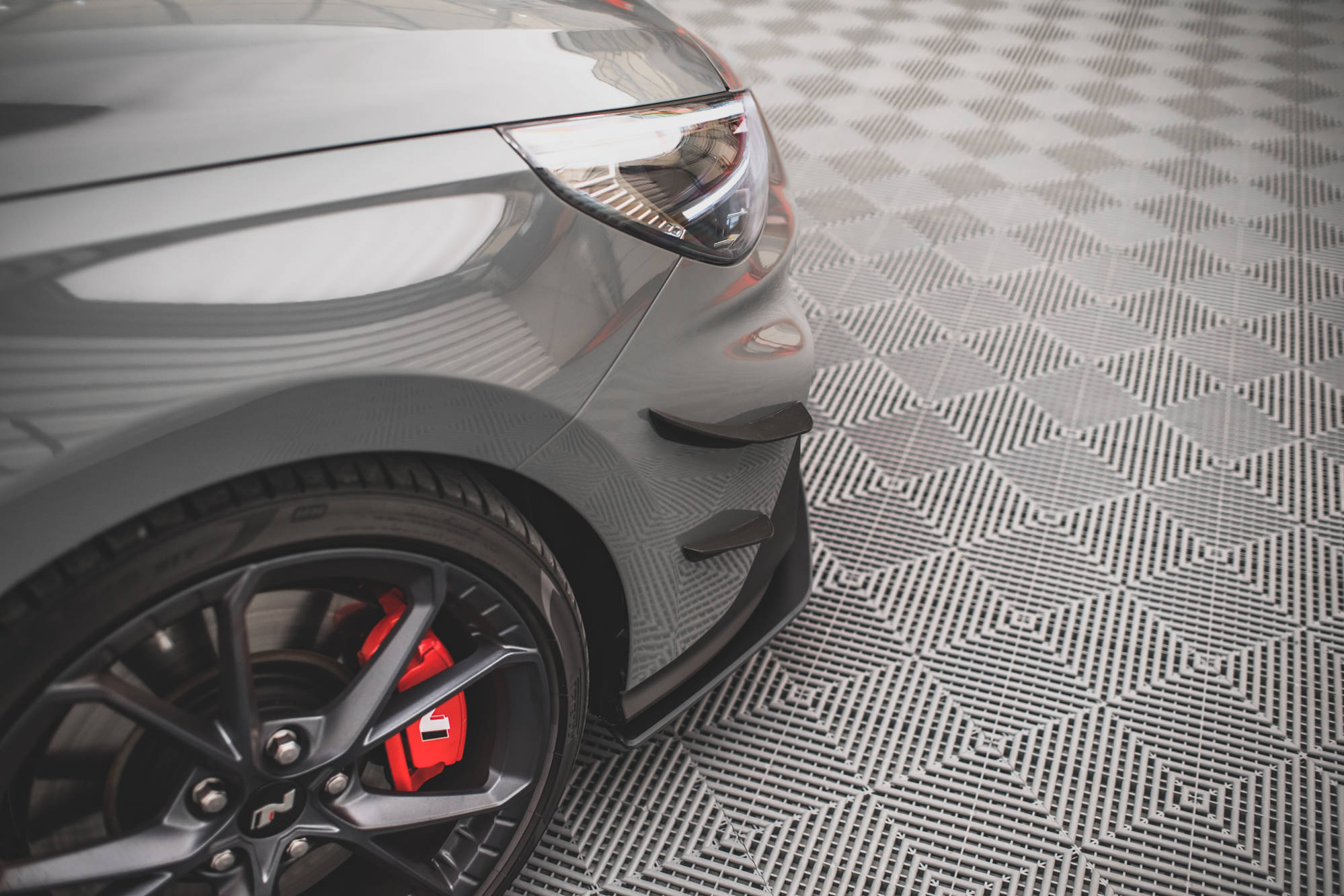 Maxton Design Stoßstangen Flaps Wings vorne Canards passend für Hyundai I30 N / I30 N-Line Hatchback/Fastback Mk3 Facelift