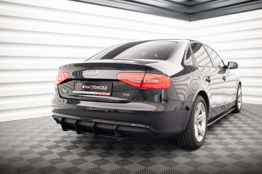 Maxton Design Street Pro Heckschürze passend für Audi A4 B8 Facelift