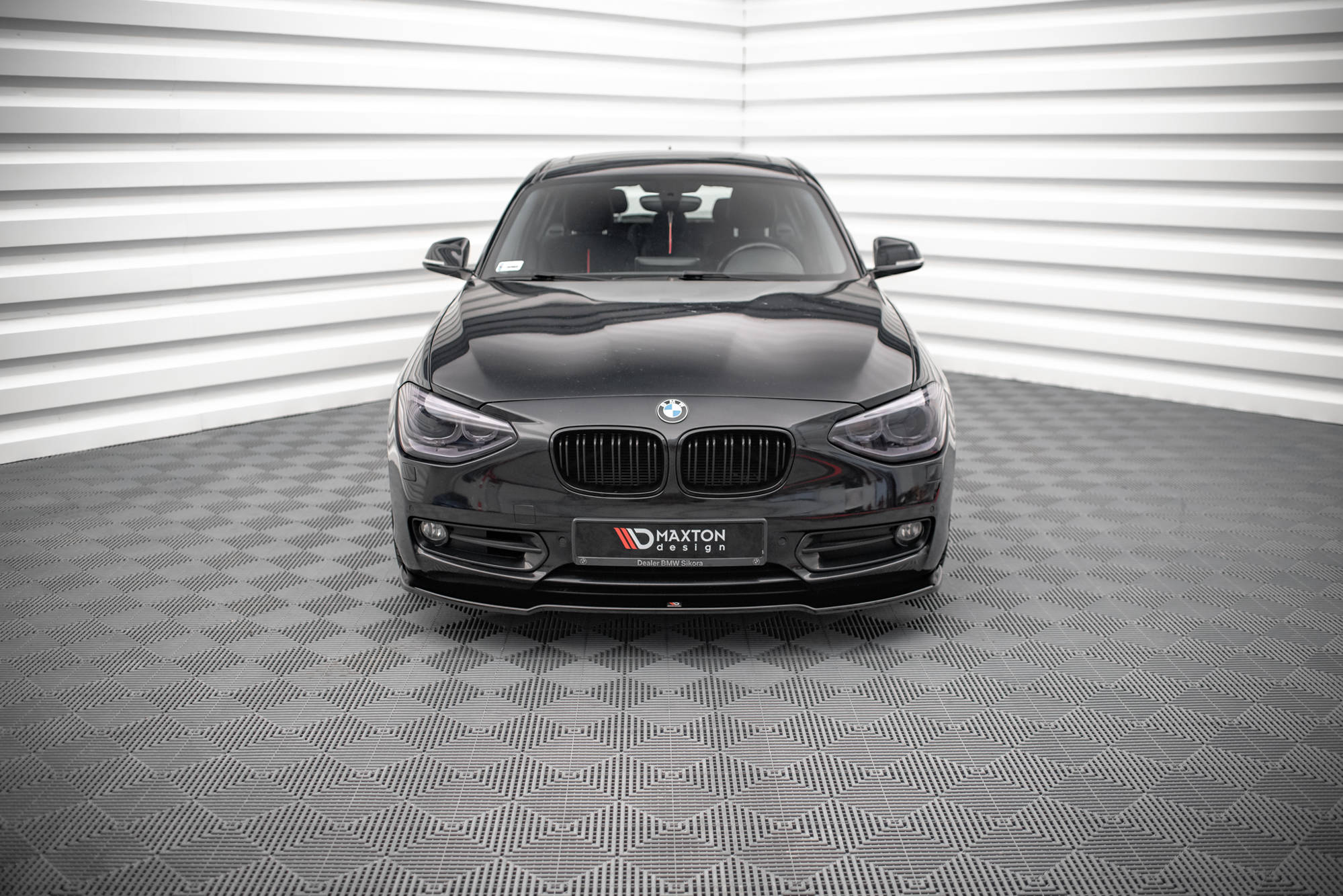 Maxton Design Street+ Spoilerlippe Front Ansatz V.1 passend für BMW 1er F20 schwarz Hochglanz