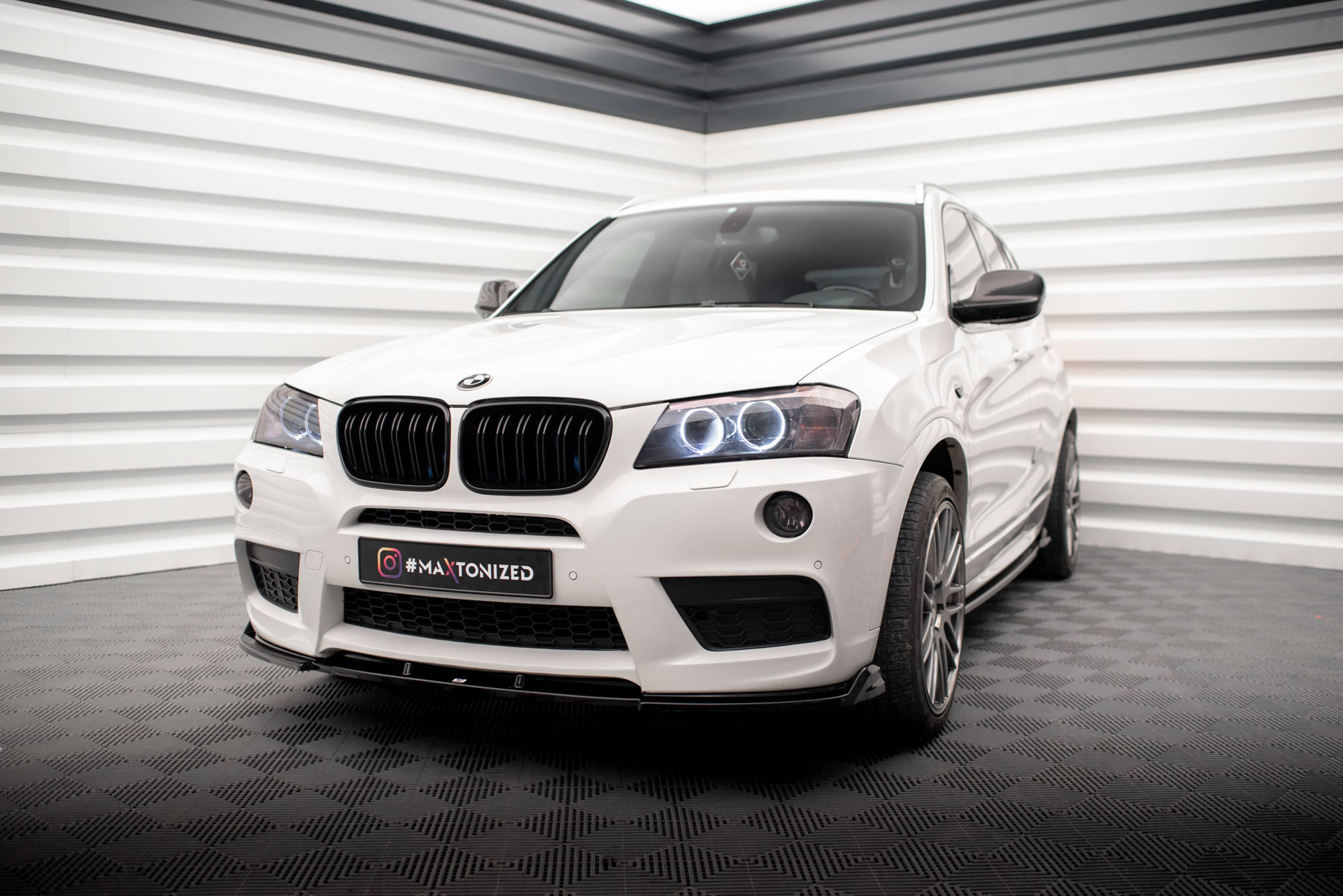 Maxton Design Street+ Spoilerlippe Front Ansatz passend für BMW X3 M-Paket F25 schwarz Hochglanz