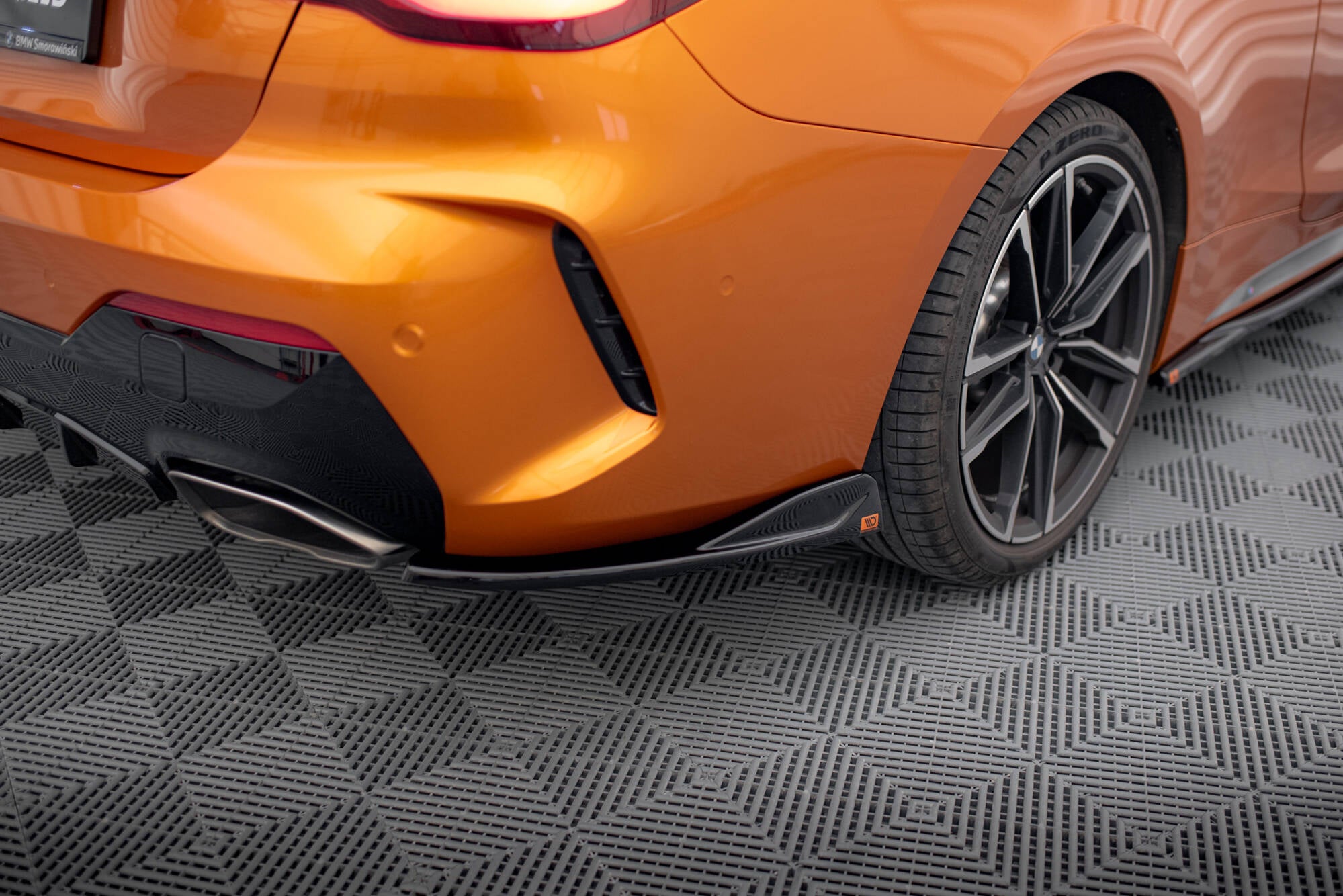 Maxton Design Heck Ansatz Flaps Diffusor V.2 passend für BMW 4er M440i G22 / G23 / G22 Facelift / G23 Facelift schwarz Hochglanz