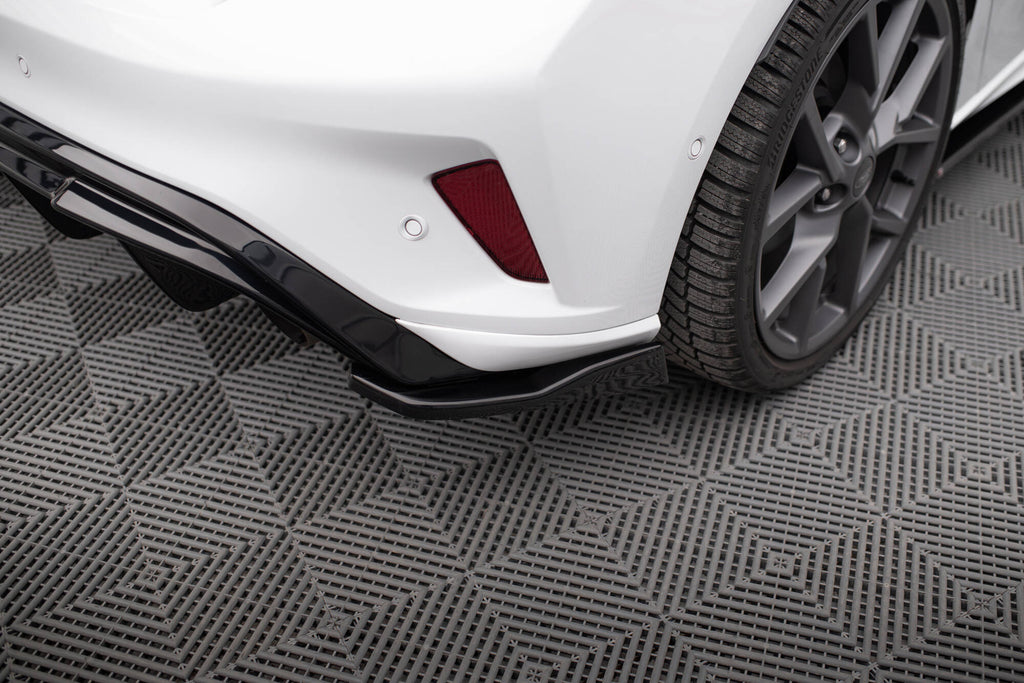 Maxton Design Heck Ansatz Flaps Diffusor V.3 passend für (Für heckansatz V.3) Ford Focus Hatchback ST Mk4 schwarz Hochglanz