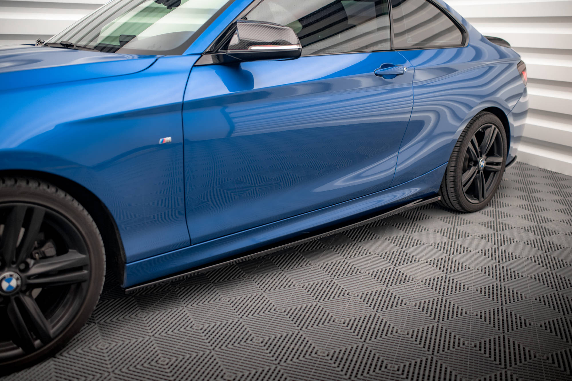Maxton Design Street+ Seitenschweller Leisten passend für BMW 2 M-Paket F22 schwarz Hochglanz