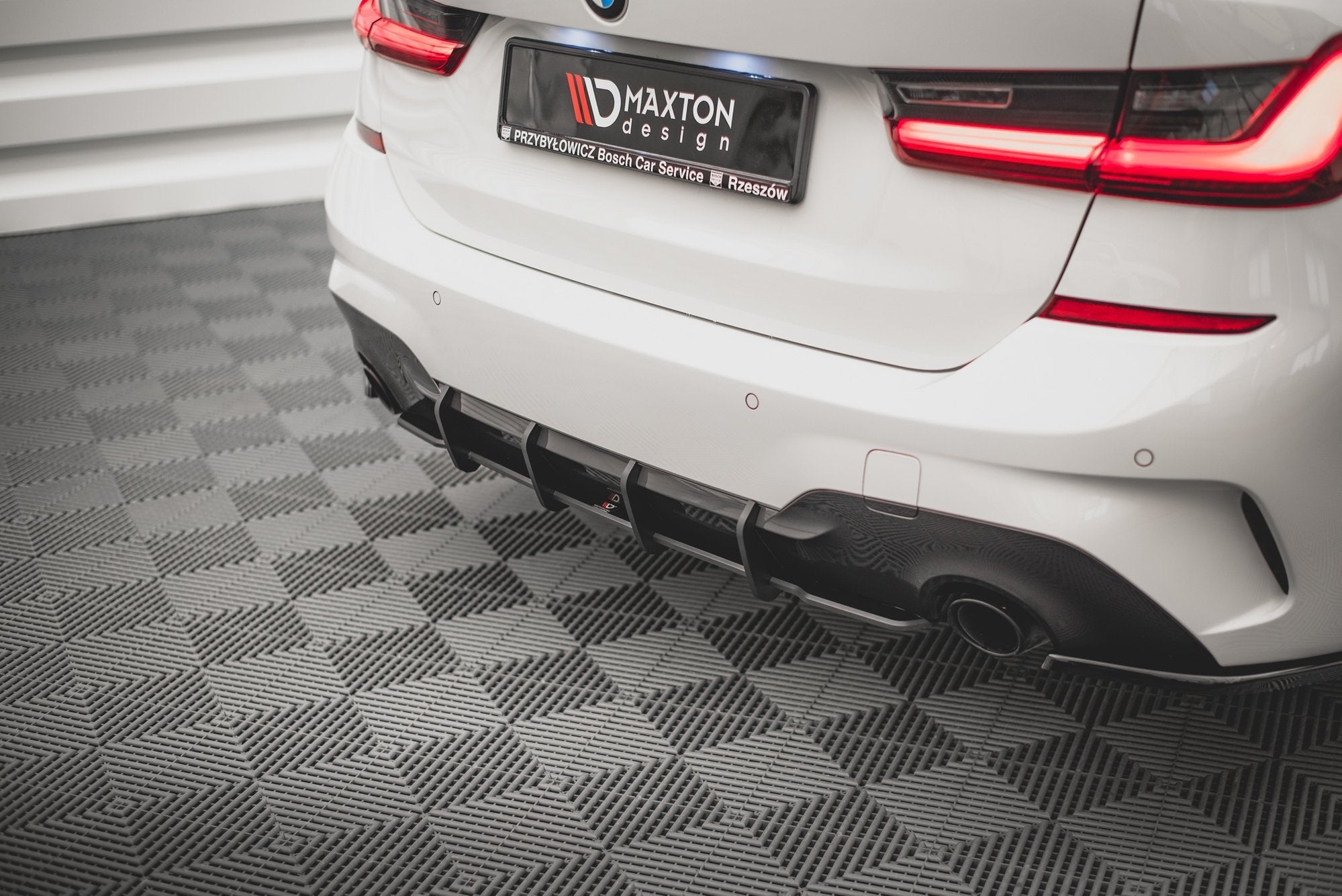 Maxton Design Street Pro Heckschürze passend für BMW 3er G20 / G21 M-Paket