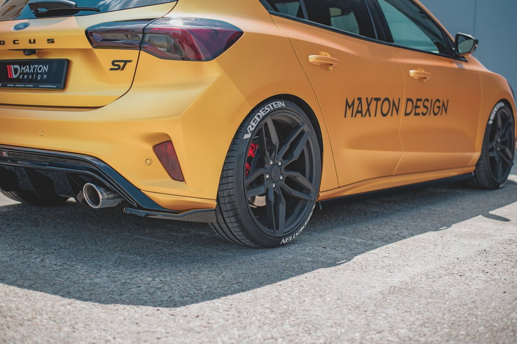 Maxton Design Heck Ansatz Flaps Diffusor V.3 passend für (Für heckansatz V.3) Ford Focus Hatchback ST Mk4 schwarz Hochglanz