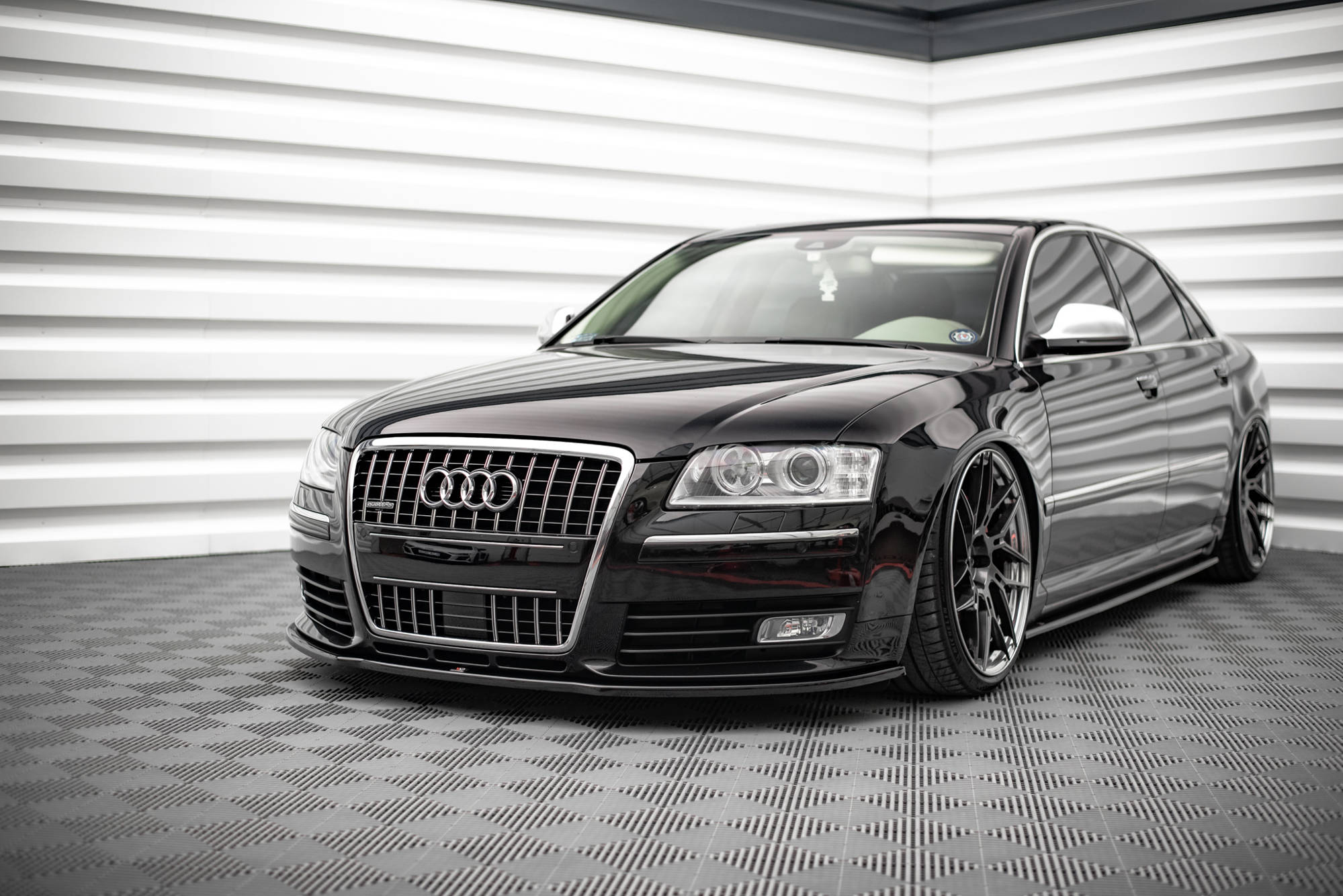 Maxton Design Street+ Seitenschweller Leisten passend für Audi S8 D3 schwarz Hochglanz
