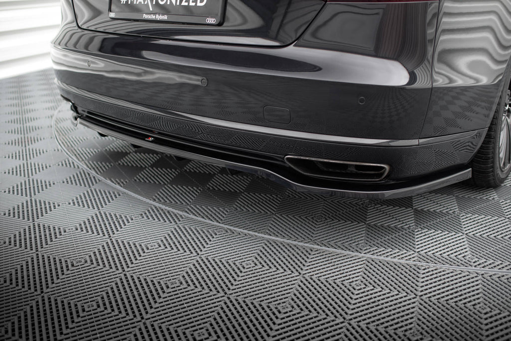 Maxton Design Street+ Mittlerer Diffusor RACE passend für Audi A8 D4 Facelift schwarz Hochglanz