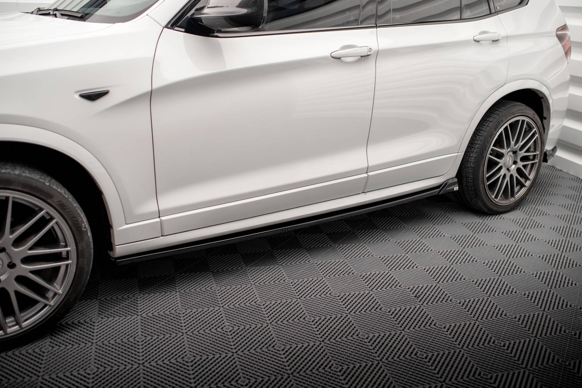 Maxton Design Street+ Seitenschweller Leisten passend für BMW X3 M-Paket F25 schwarz Hochglanz