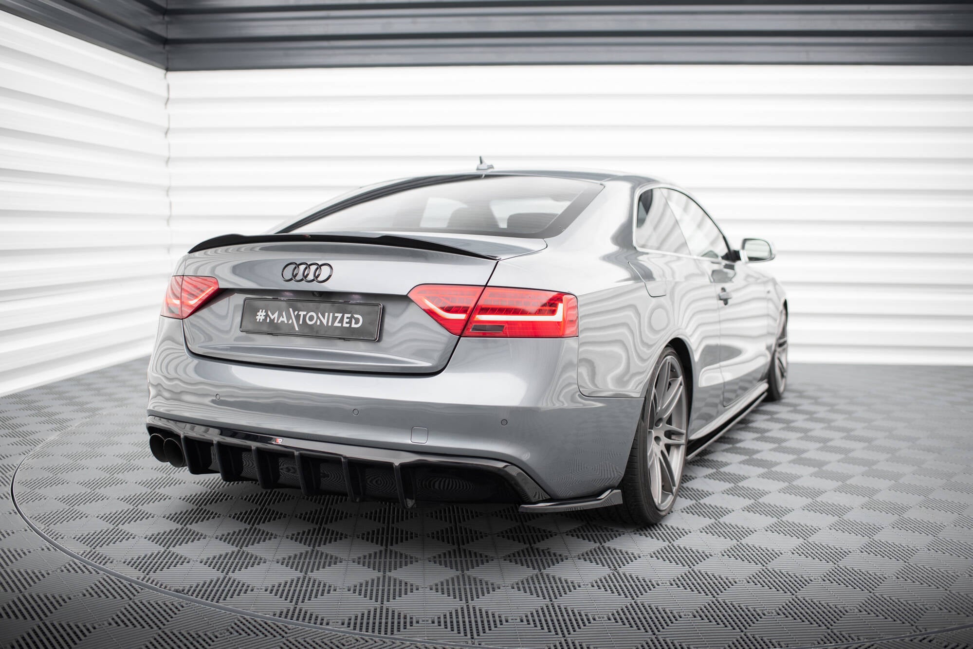 Maxton Design Diffusor Heck Ansatz passend für Audi S5 / A5 S-Line 8T Facelift (Doppelauspuff li.)