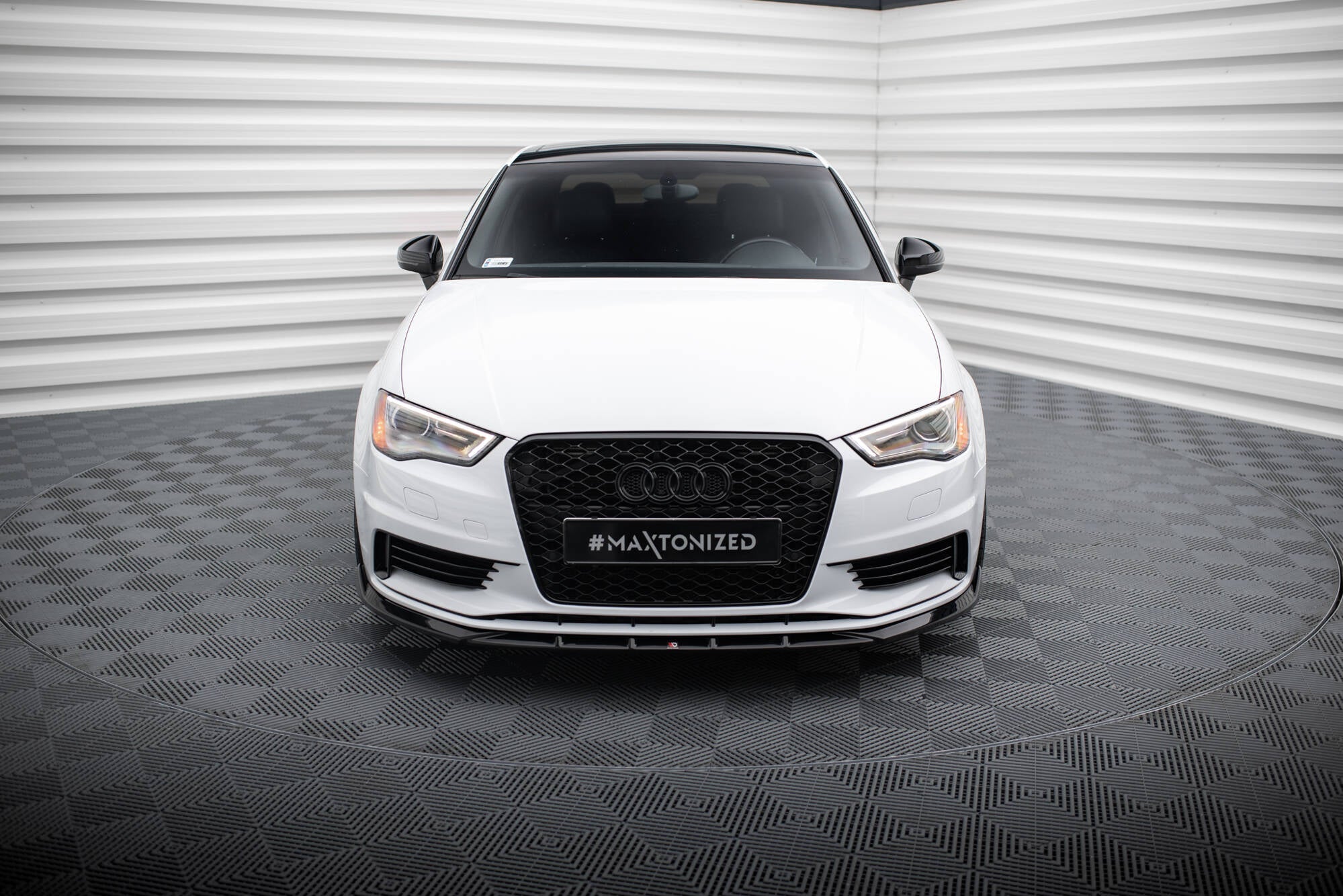 Maxton Design Street+ Spoilerlippe Front Ansatz V.1 passend für Audi A3 Limousine 8V schwarz Hochglanz