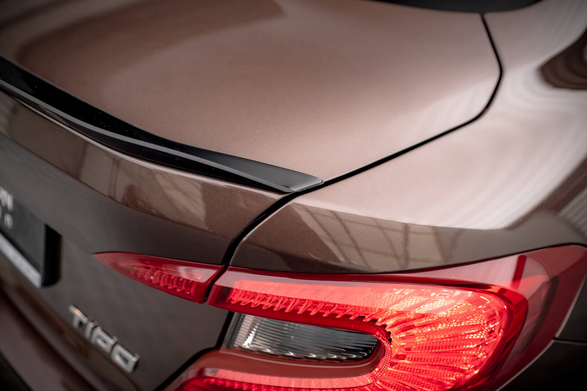 Maxton Design Spoiler CAP passend für Fiat Tipo S Limousine Mk1 schwarz Hochglanz