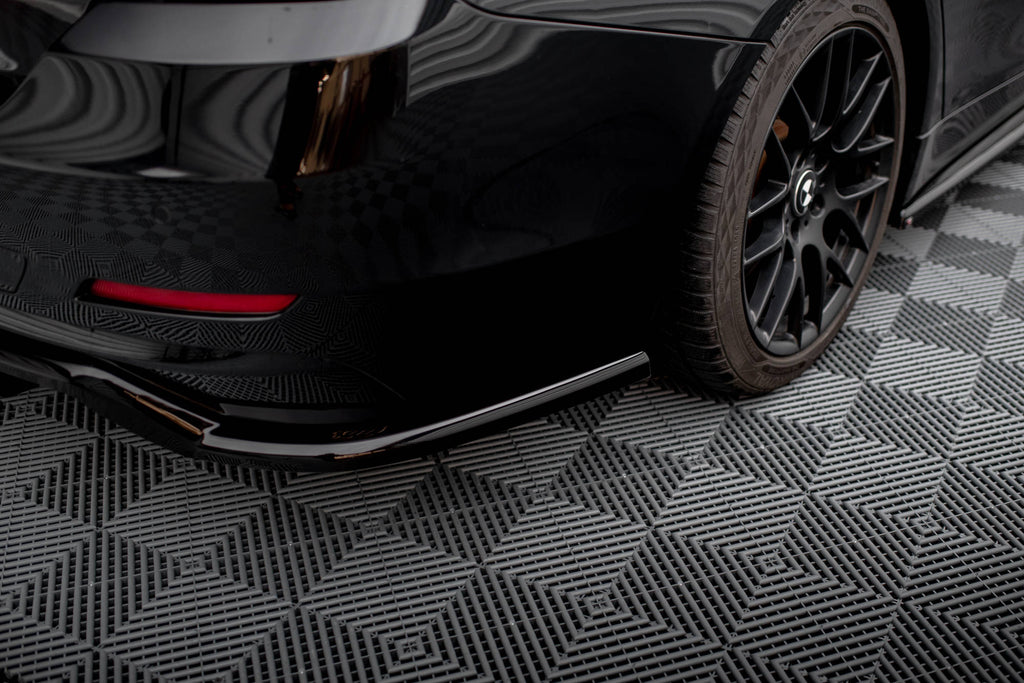 Maxton Design Street+ Mittlerer Diffusor RACE passend für BMW 4er Gran Coupe F36 schwarz Hochglanz