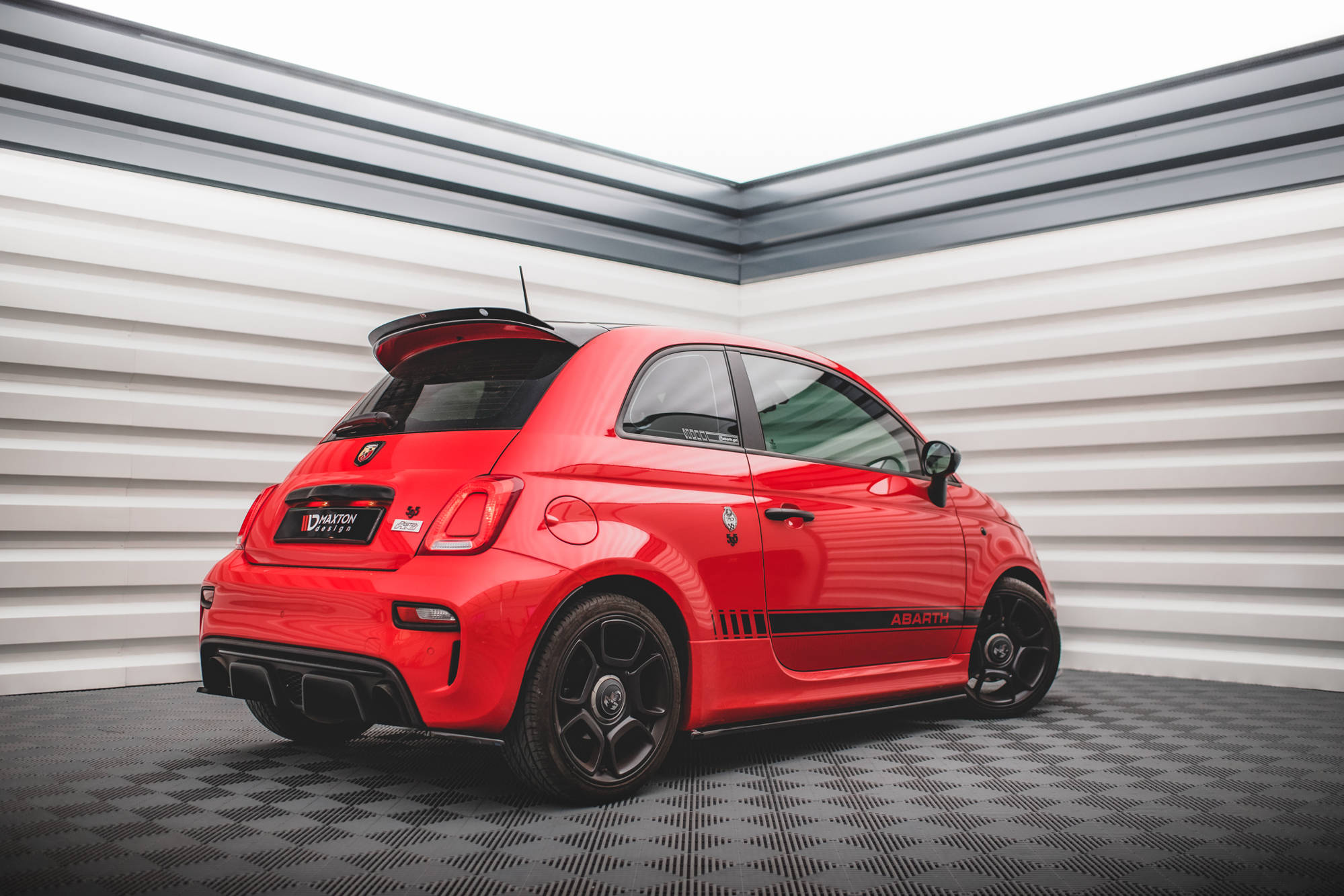 Maxton Design Street+ Seitenschweller Leisten passend für Abarth 595 Mk1 Facelift schwarz Hochglanz