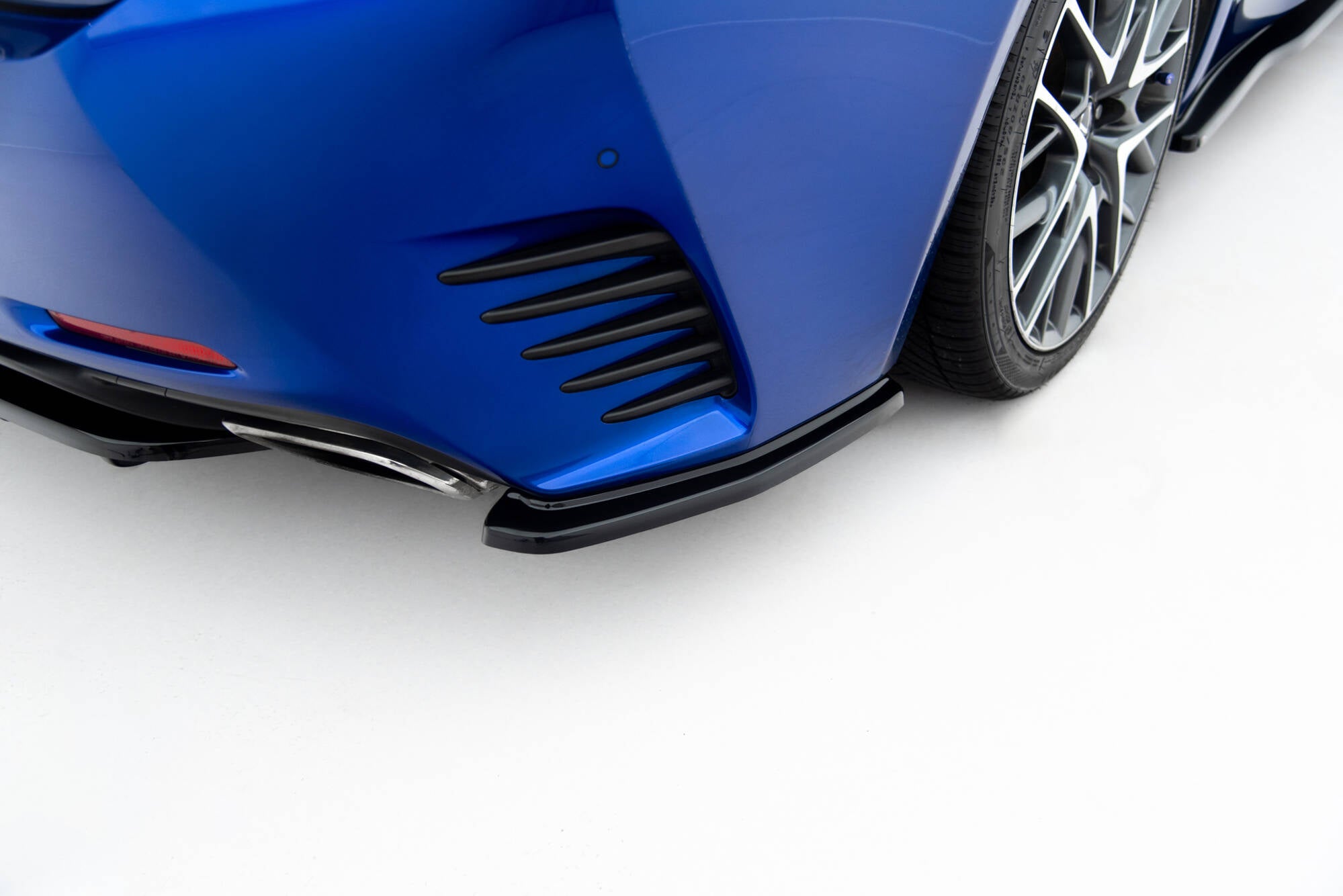 Maxton Design Heck Ansatz Flaps Diffusor passend für Lexus Rc Mk1 schwarz Hochglanz