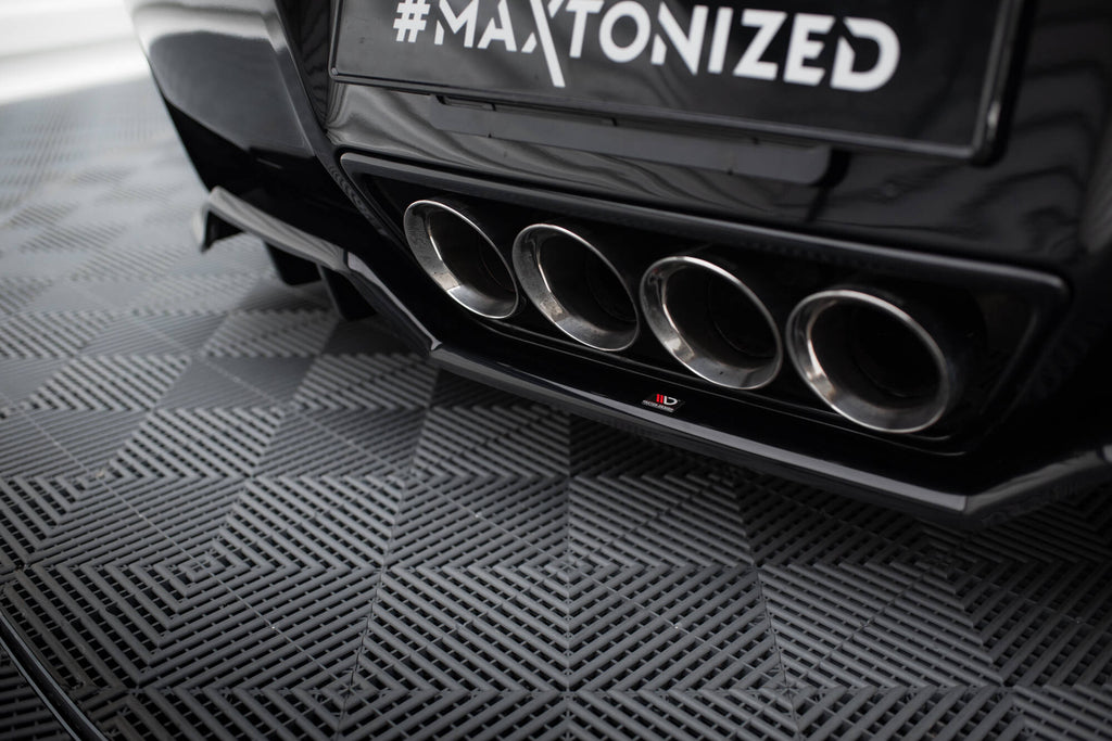 Maxton Design Mittlerer Diffusor Heck Ansatz DTM Look passend für Chevrolet Corvette C7 schwarz Hochglanz