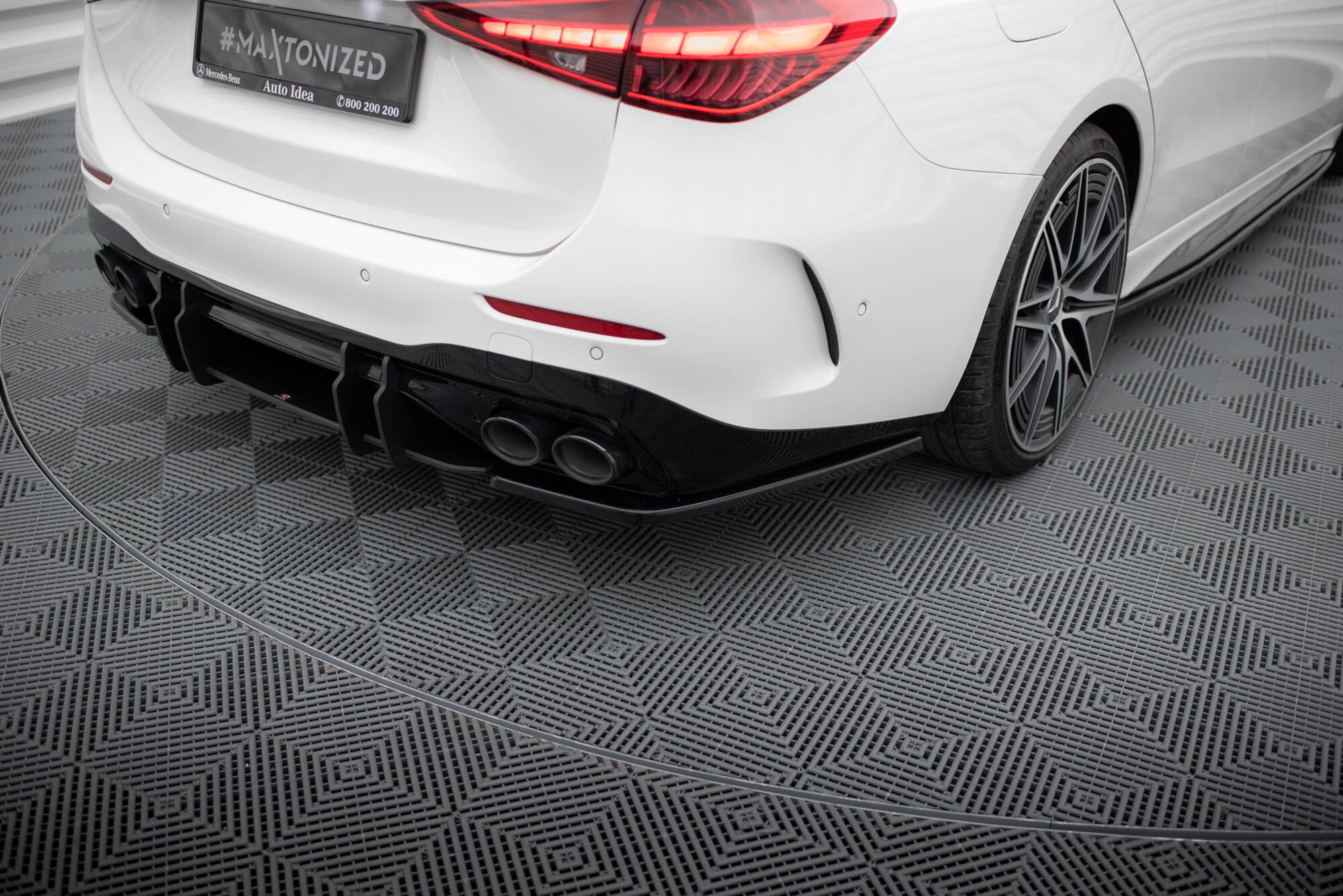 Maxton Design Heck Ansatz Flaps Diffusor passend für Mercedes-Benz C AMG-Line / 43 AMG W206 schwarz Hochglanz