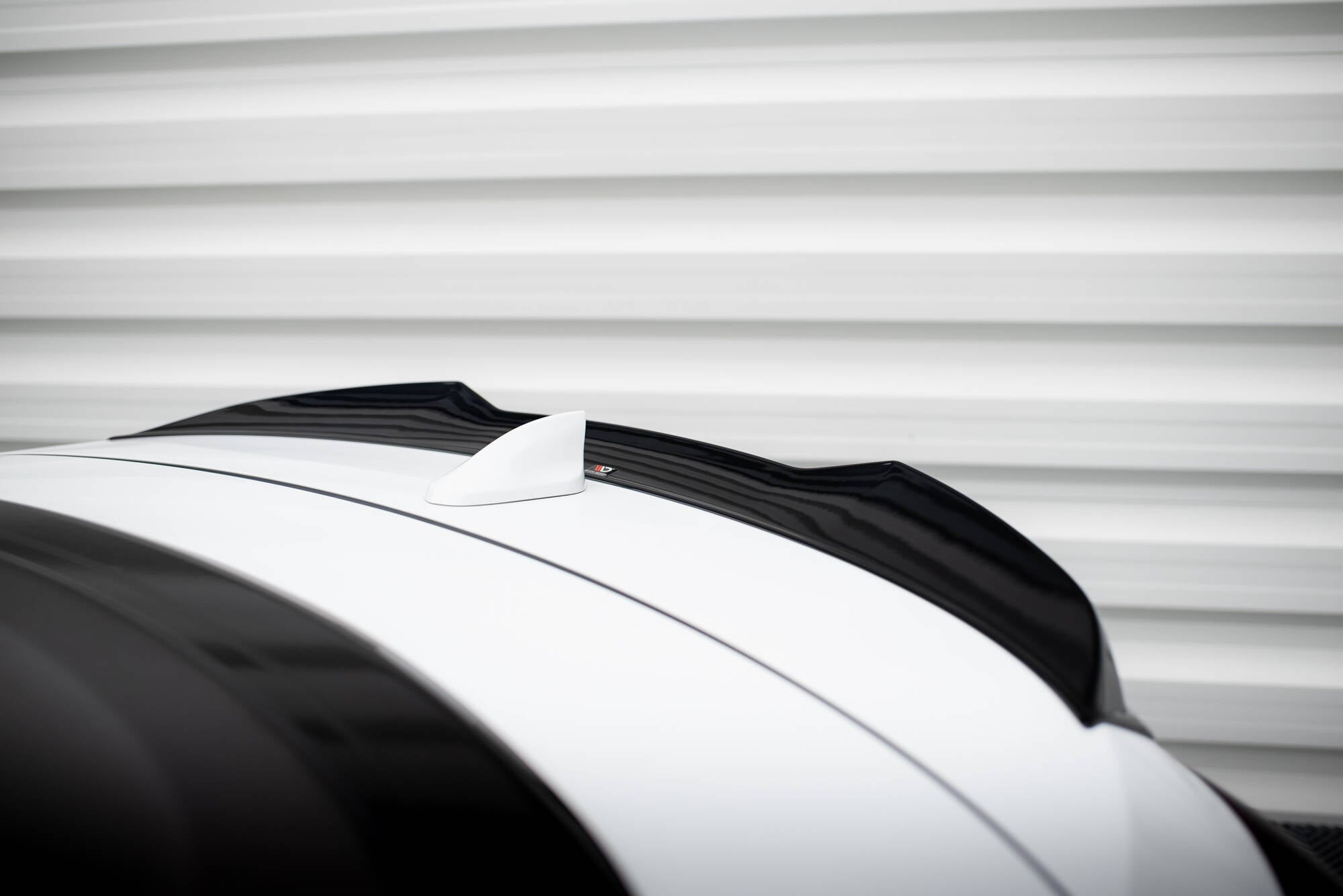 Maxton Design Spoiler CAP 3D passend für Opel Cascada schwarz Hochglanz
