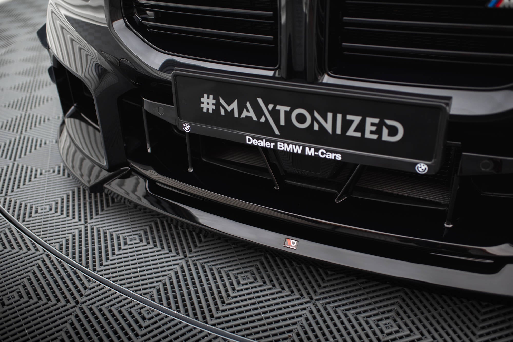 Maxton Design Street+ Spoilerlippe Front Ansatz V.5 passend für BMW M2 G87 schwarz Hochglanz