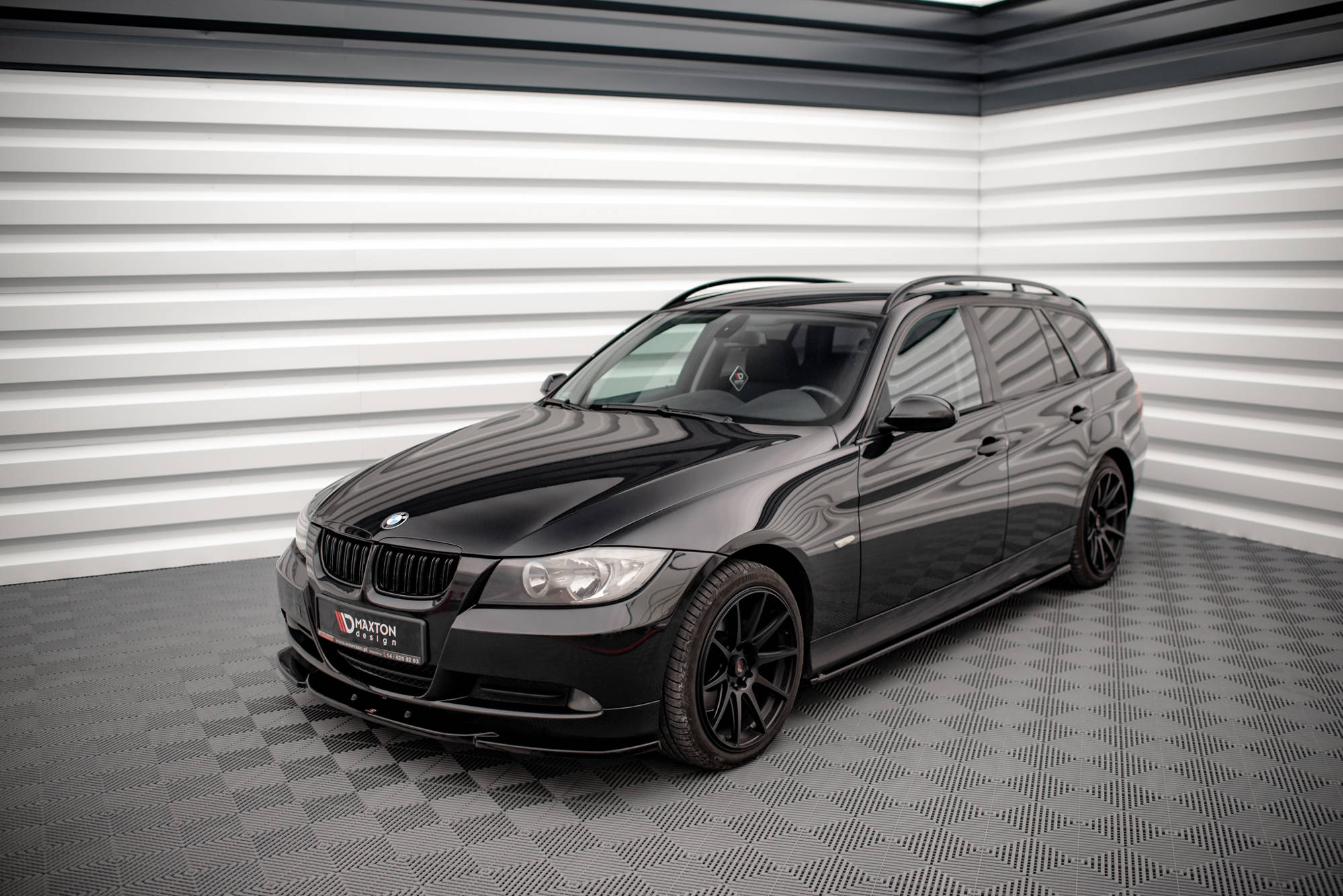 Maxton Design Street+ Spoilerlippe Front Ansatz V.2 passend für BMW 3er E90 schwarz Hochglanz