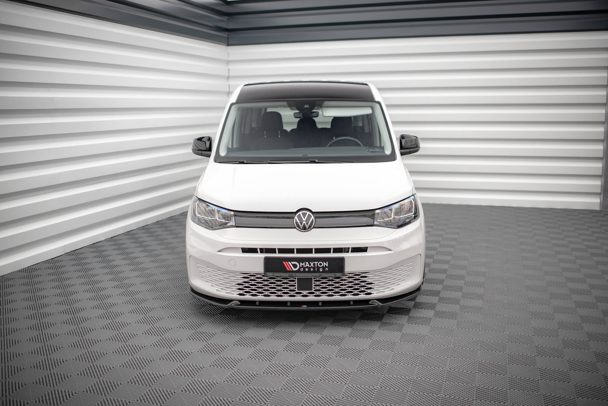 Maxton Design Street+ Spoilerlippe Front Ansatz V.2 passend für VW Caddy Mk5 schwarz Hochglanz