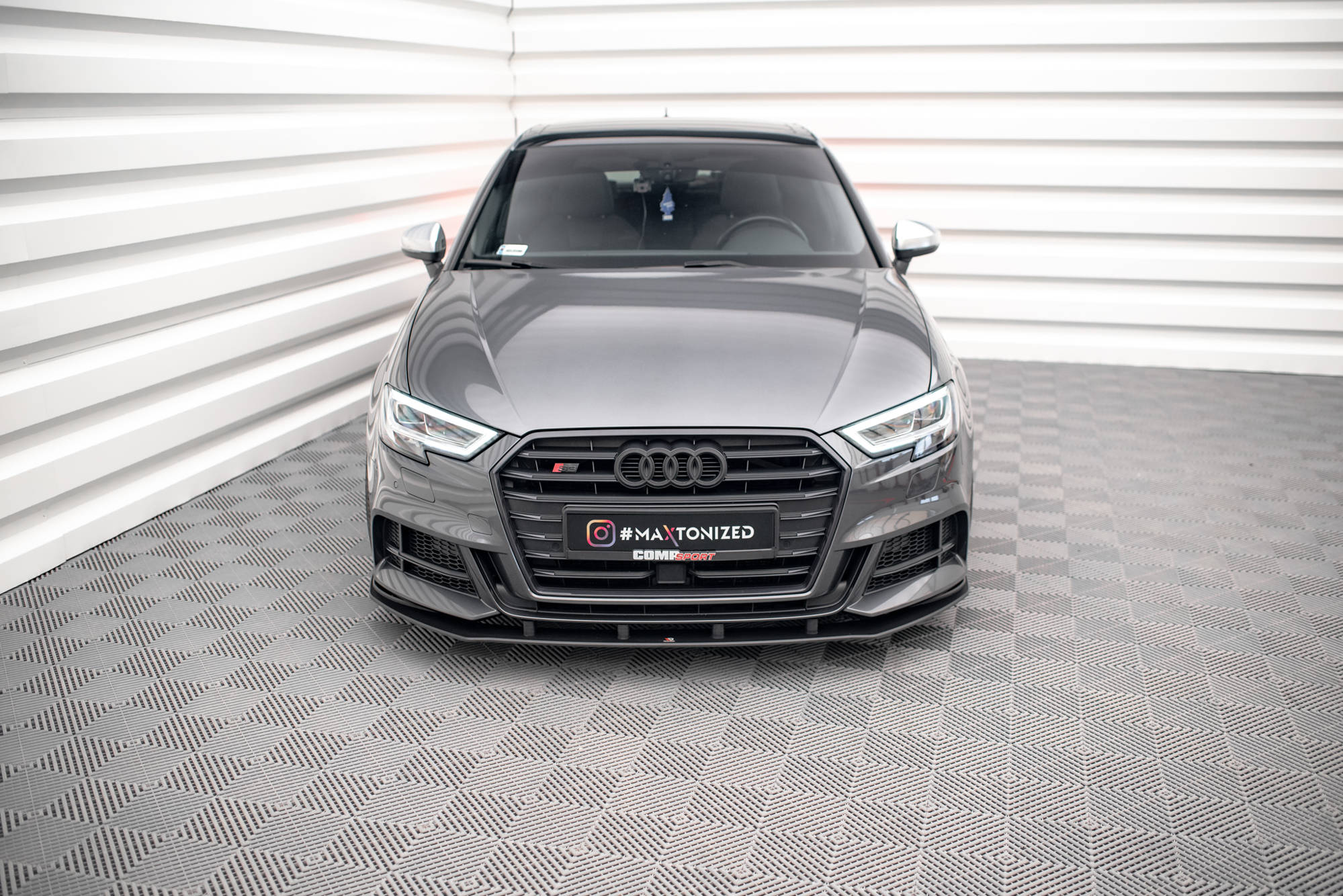 Maxton Design Street Pro Street+ Spoilerlippe Front Ansatz passend für Audi S3 / A3 S-Line Sportback 8V Facelift
