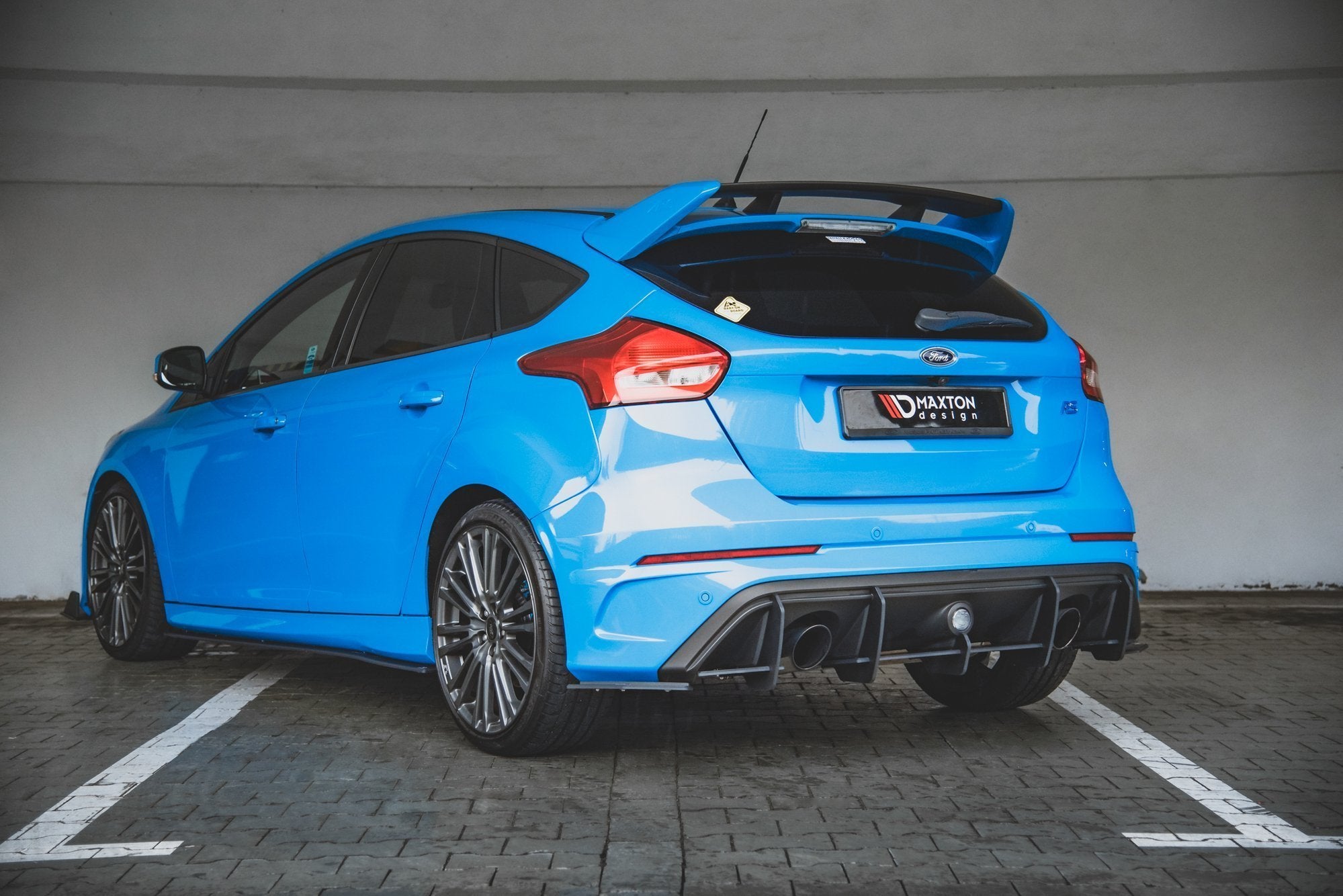 Maxton Design Street Pro Heck Ansatz Flaps Diffusor passend für Ford Focus RS Mk3