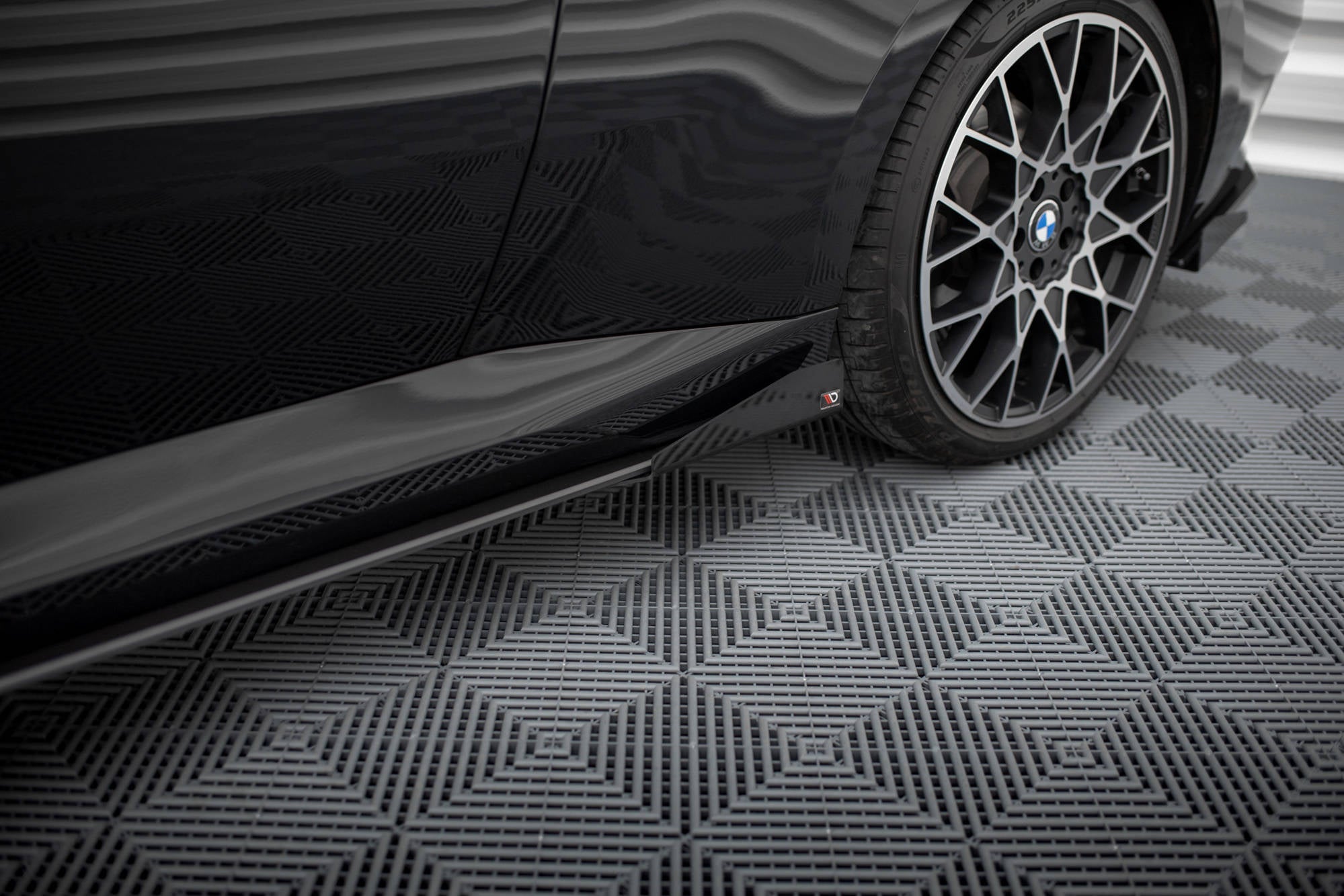 Maxton Design Seitenschweller Flaps passend für BMW 2 Coupe G42 schwarz Hochglanz